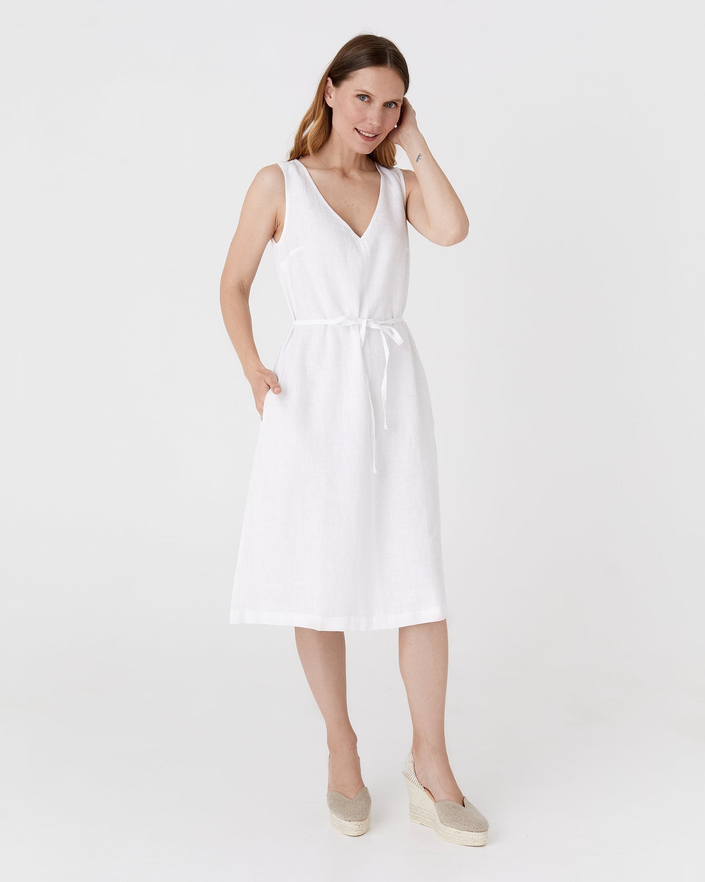 Basic linen dress OIA in White - MagicLinen