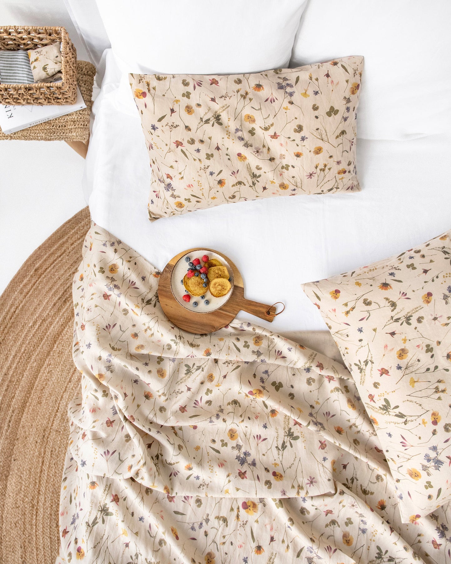 Botanical Print Linen Flat Sheet | MagicLinen
