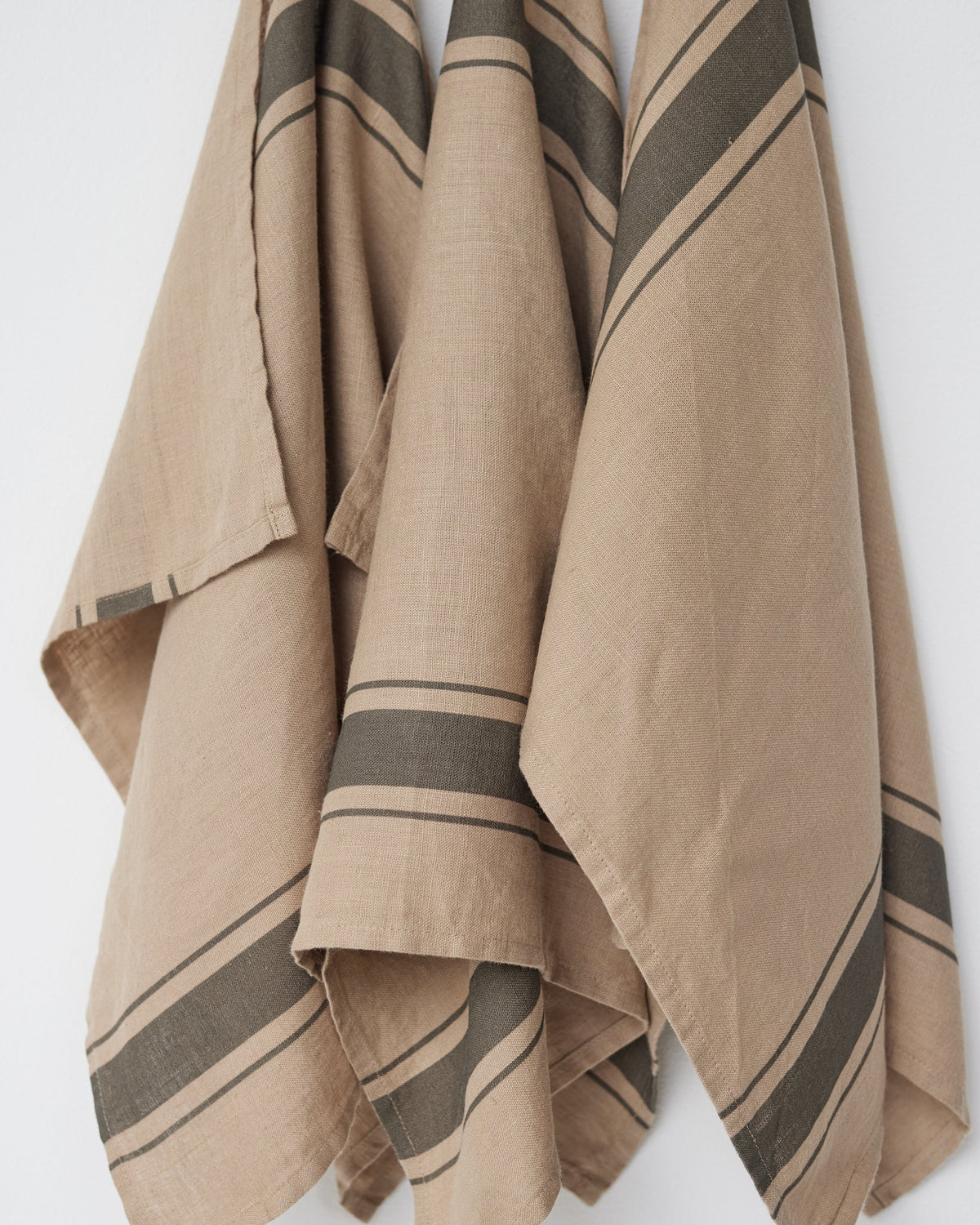 Linen tea towel set of 3 in Provence lines