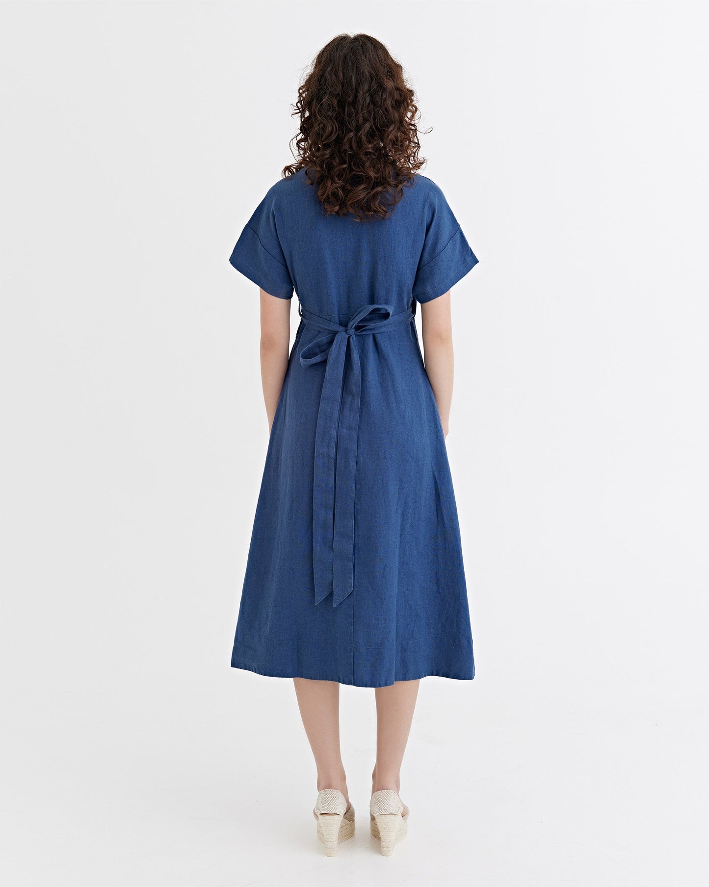 Linen wrap dress PEHOE in Deep navy blue | MagicLinen
