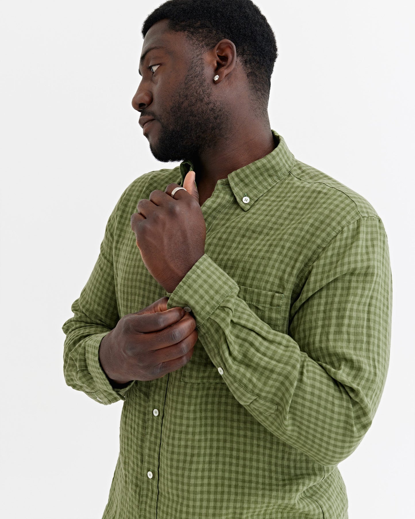 Men's linen shirt PERUGIA in Mono green gingham | MagicLinen