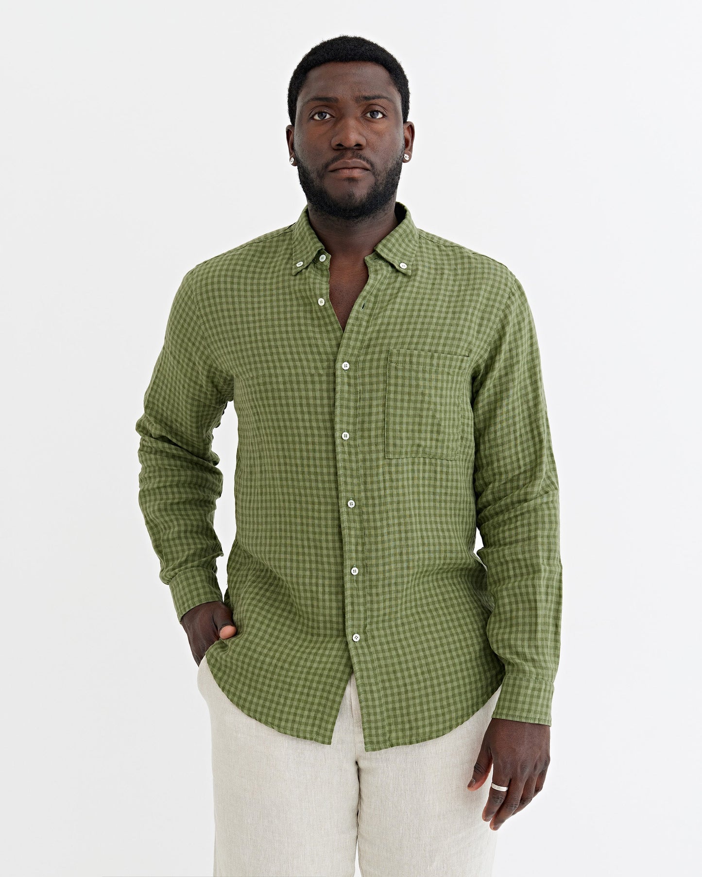 Men's linen shirt PERUGIA in Mono green gingham | MagicLinen