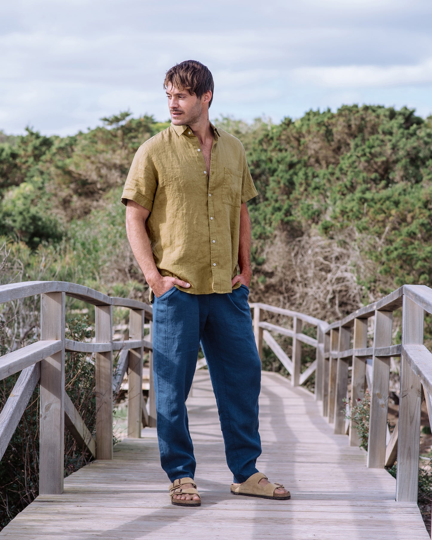 Men's short sleeves linen shirt VERBIER in Khaki green | MagicLinen