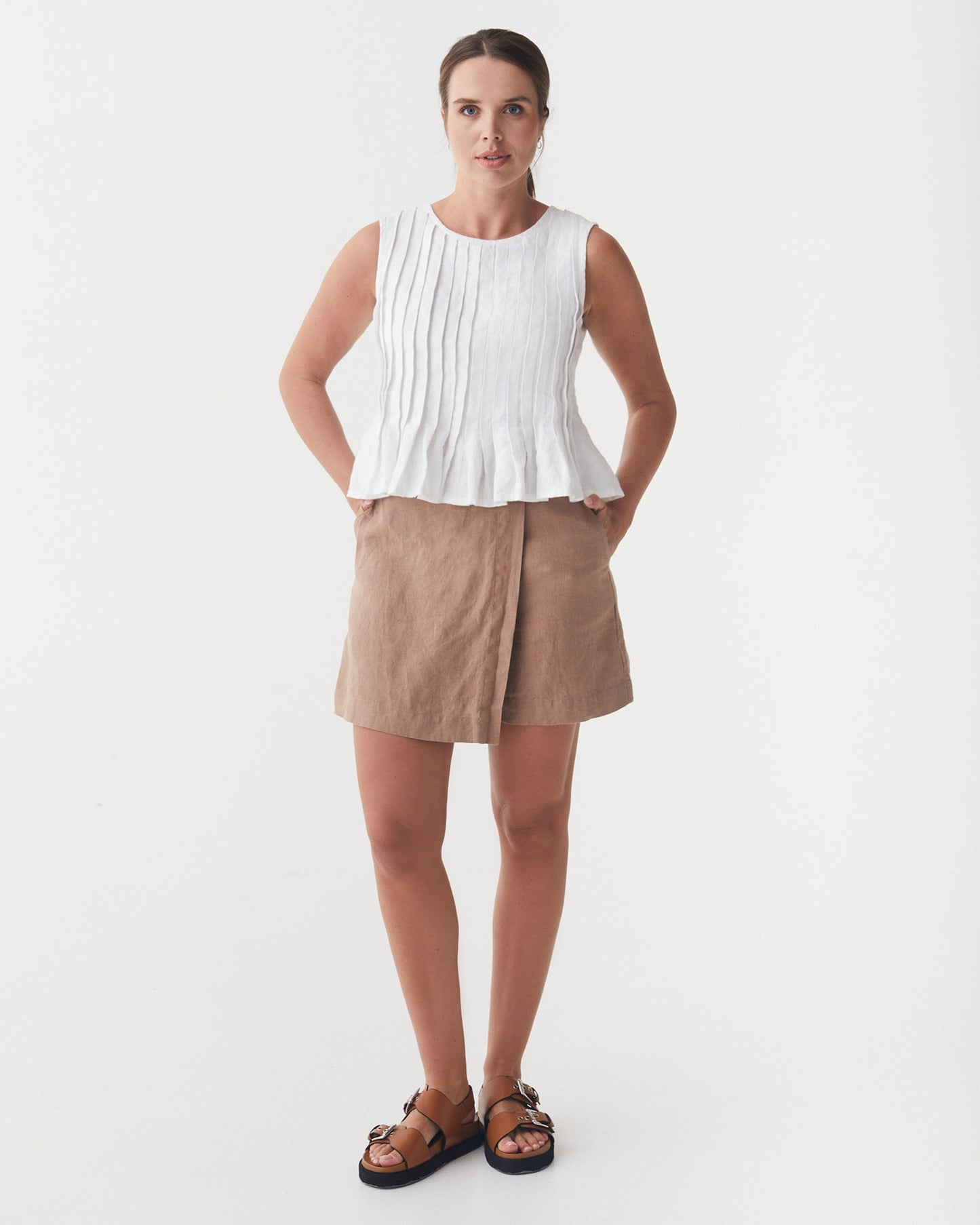 Pleated Sleeveless Linen Top MOOREA in White | MagicLinen