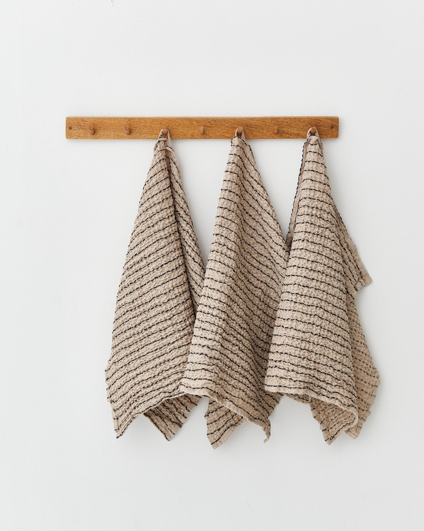 Striped Linen Kitchen Towel Set | MagicLinen