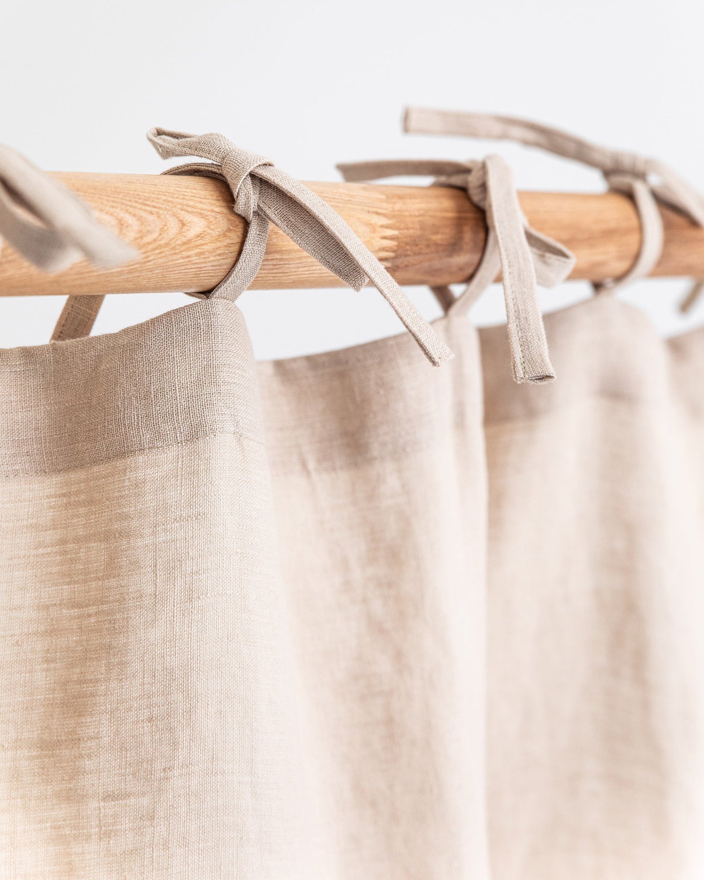 Tie top linen curtain panel (1 pcs) in Natural linen - MagicLinen