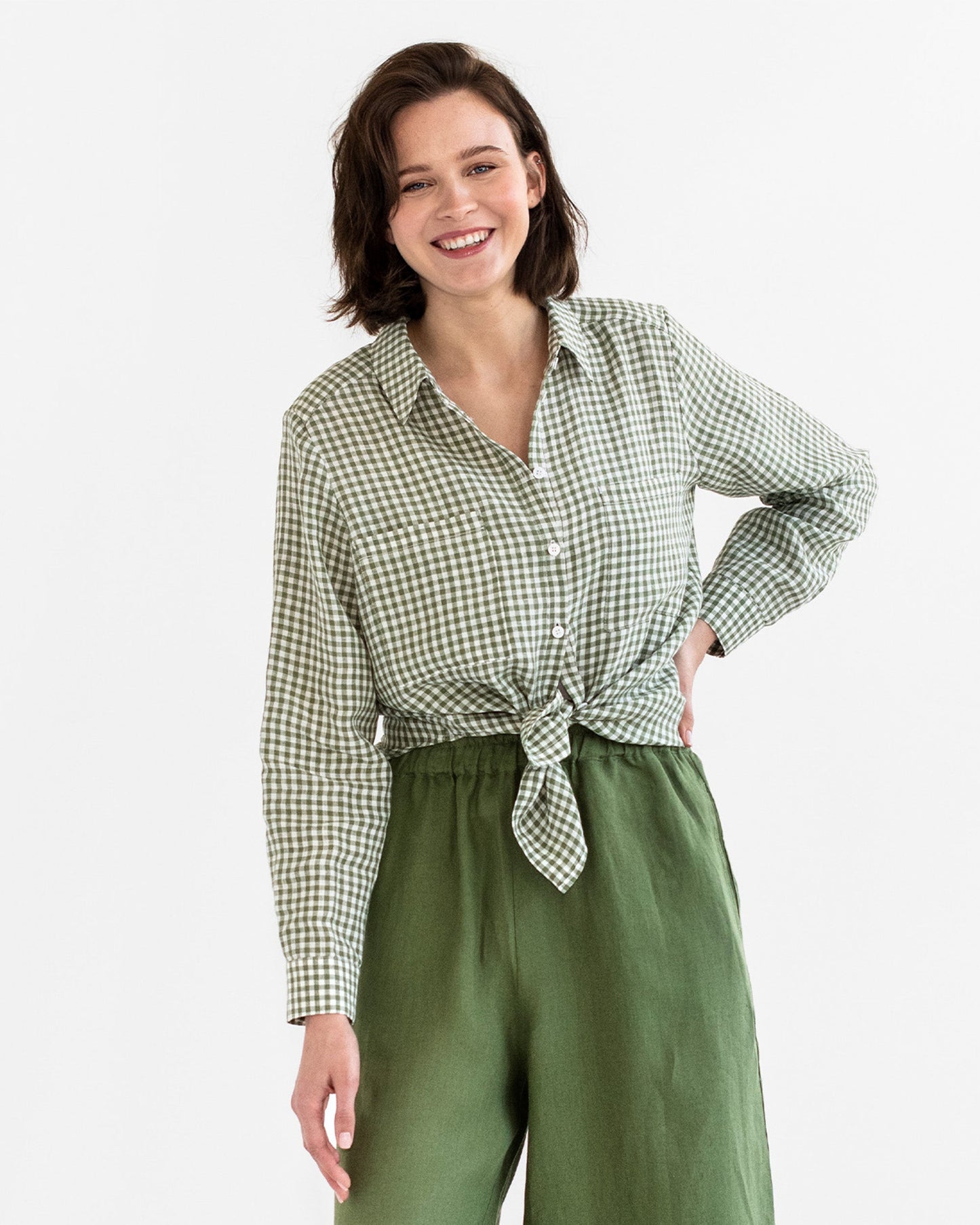 Long-sleeved linen shirt CALPE in Forest green gingham - MagicLinen