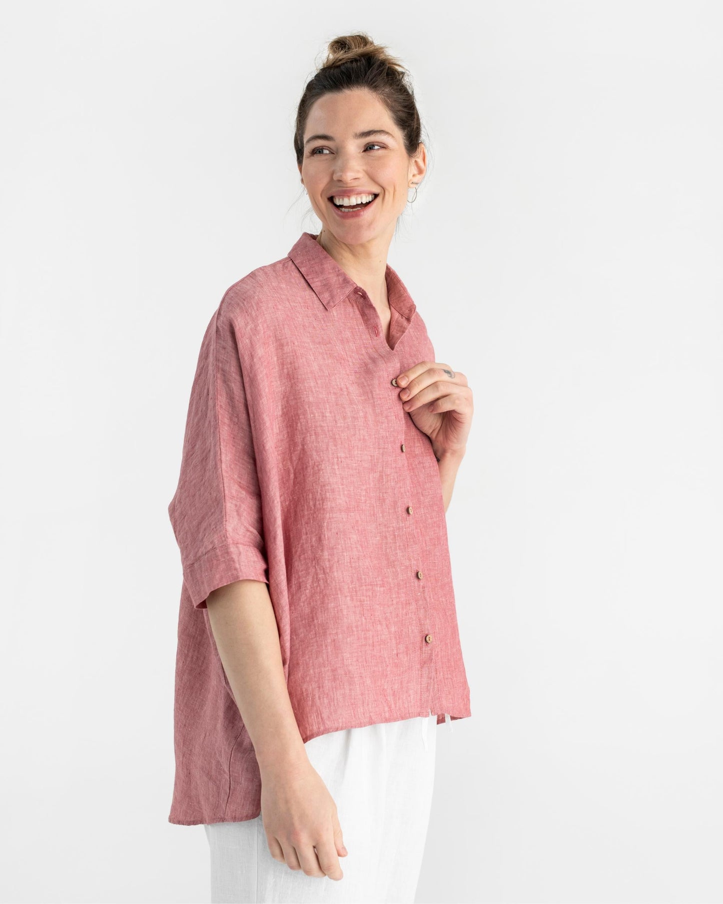 Lightweight linen shirt HANA in Cranberry - MagicLinen