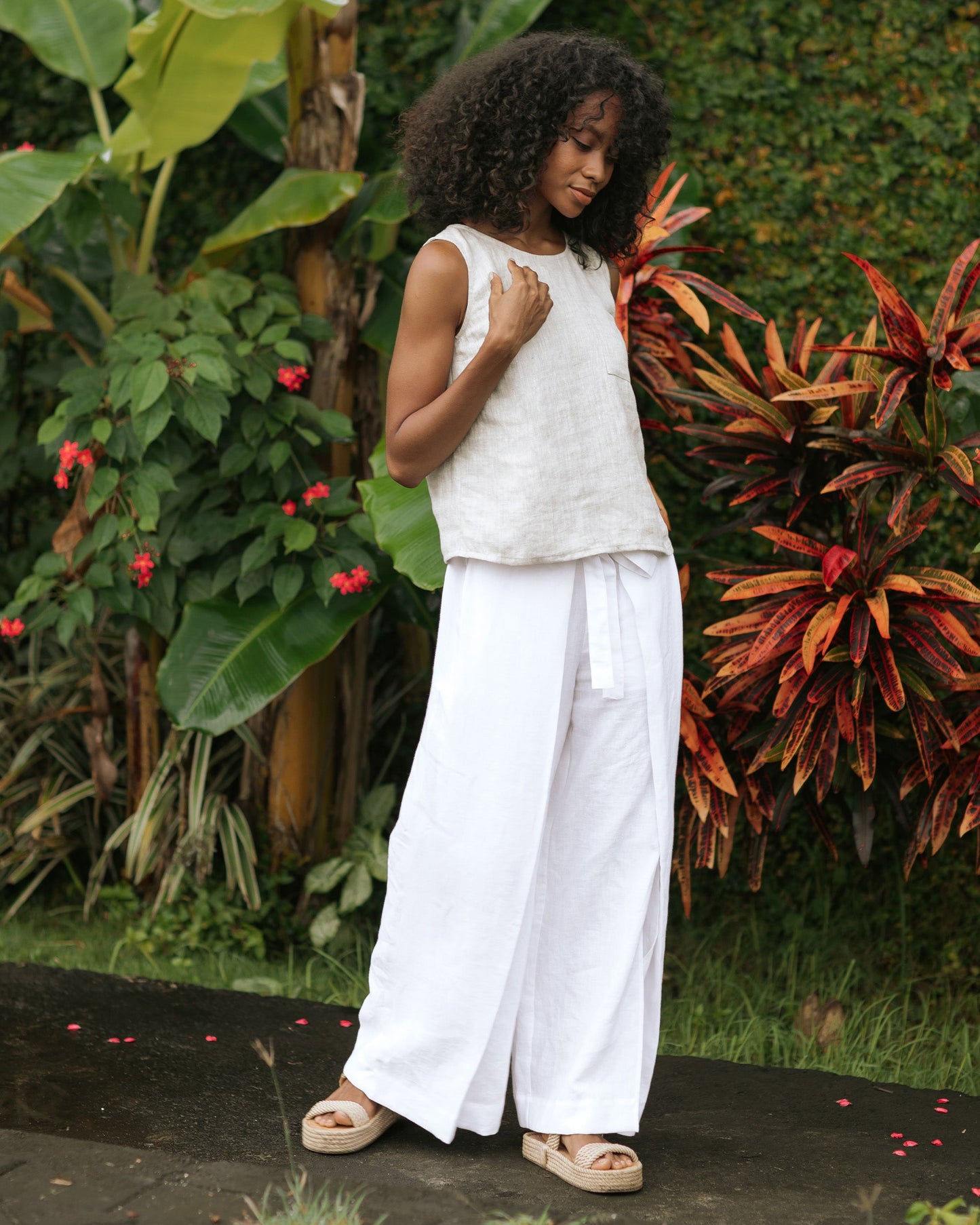 Slit wrap linen pants NASSAU in White - MagicLinen