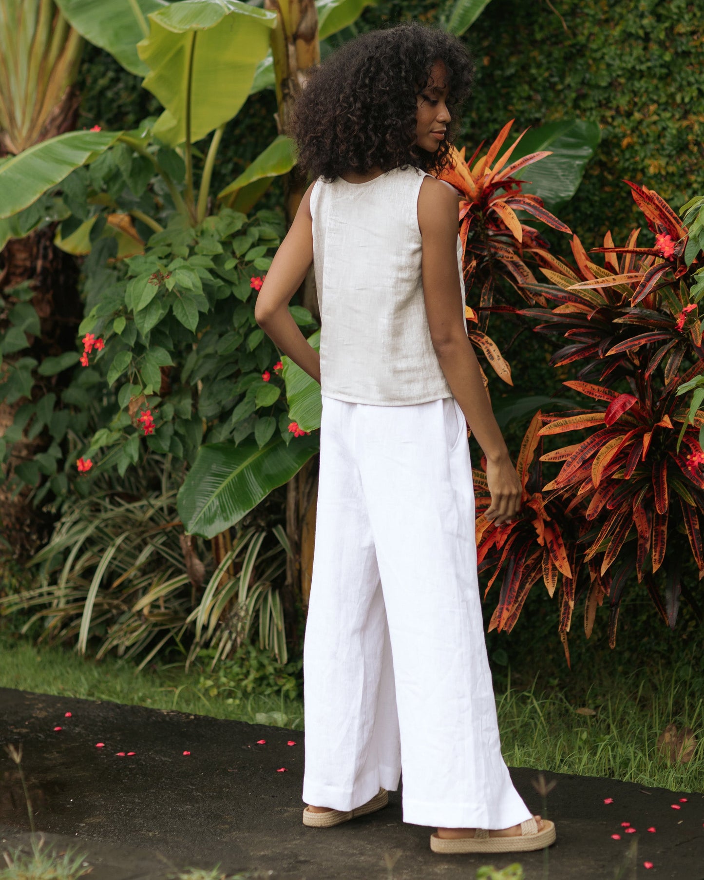 Slit wrap linen pants NASSAU in White - MagicLinen