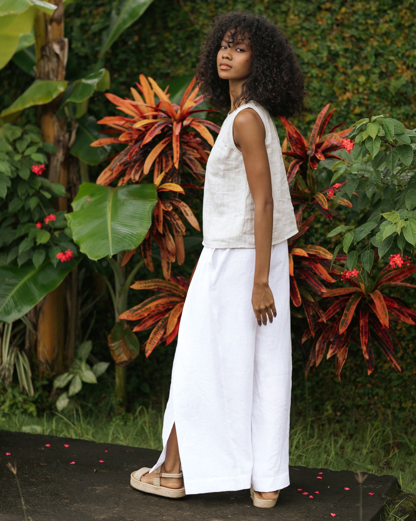 Slit wrap linen pants NASSAU in White - MagicLinen