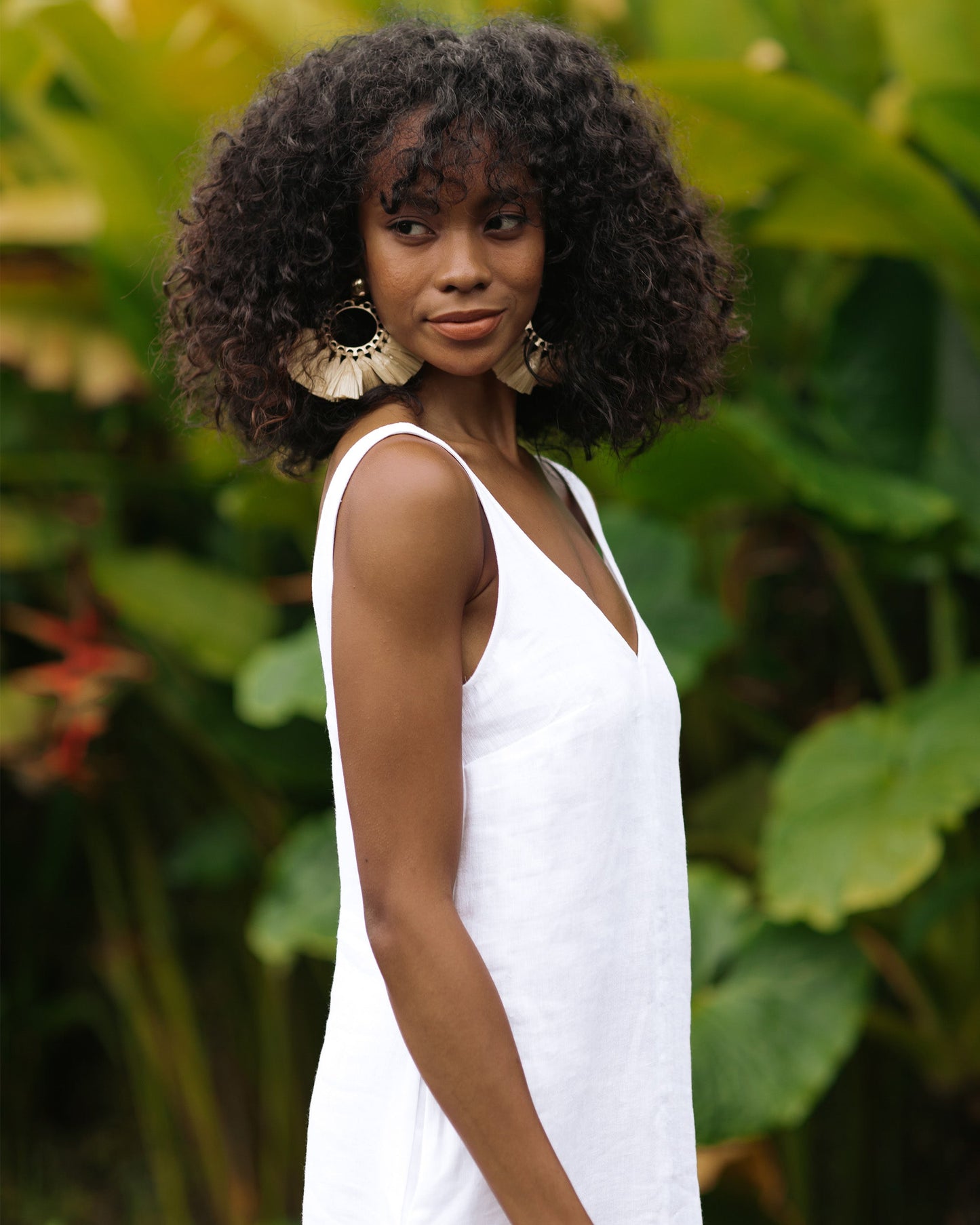 Cut-out linen dress TAHITI in White - MagicLinen