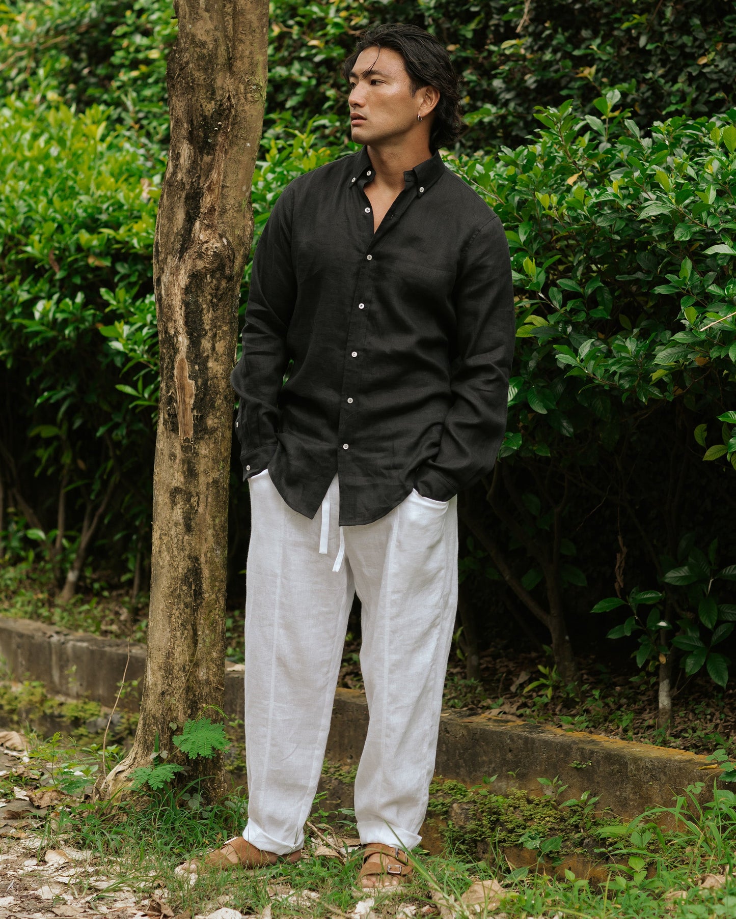 Men's classic linen shirt WENGEN in Black - MagicLinen