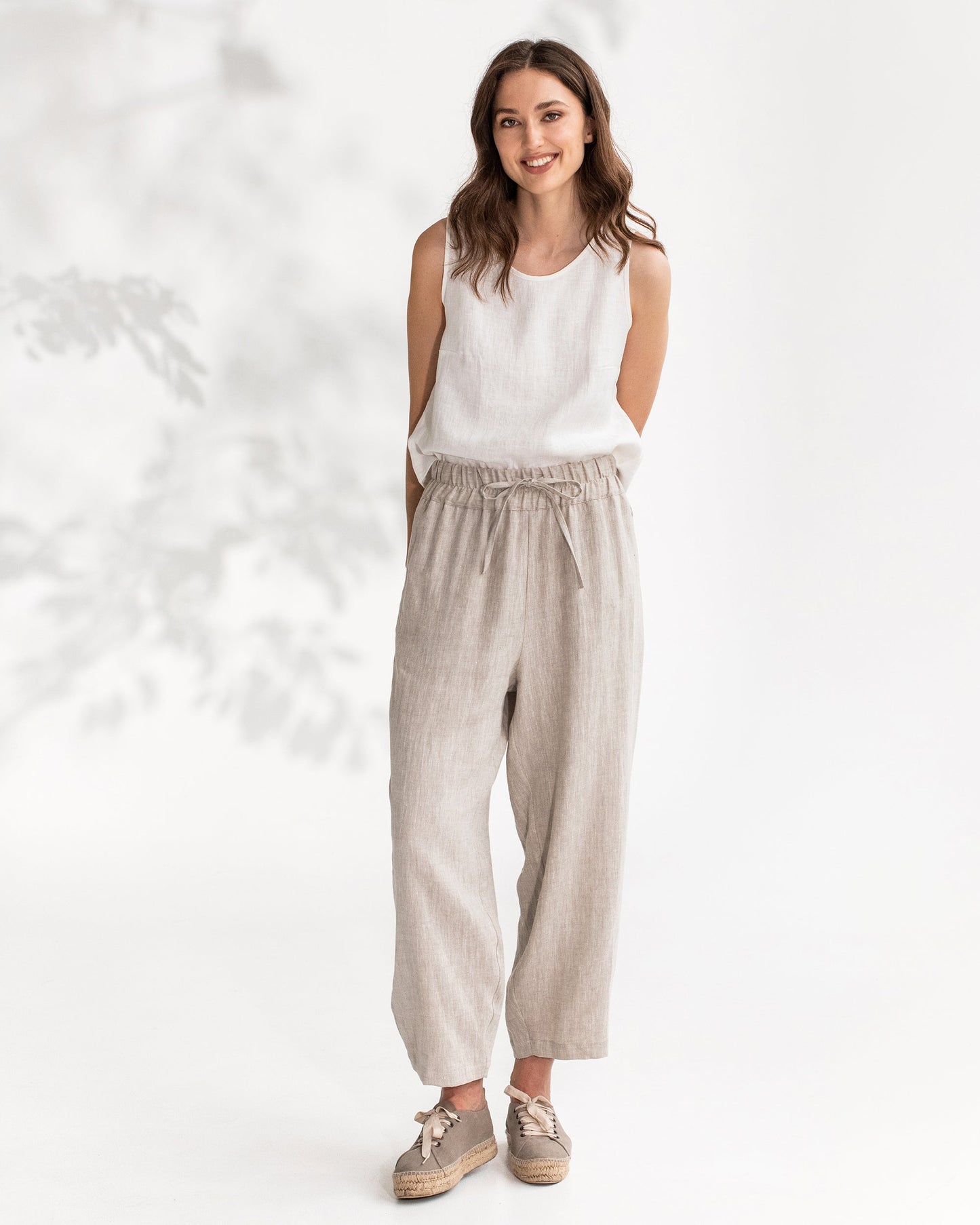 Baggy linen pants BESALU in natural melange - MagicLinen
