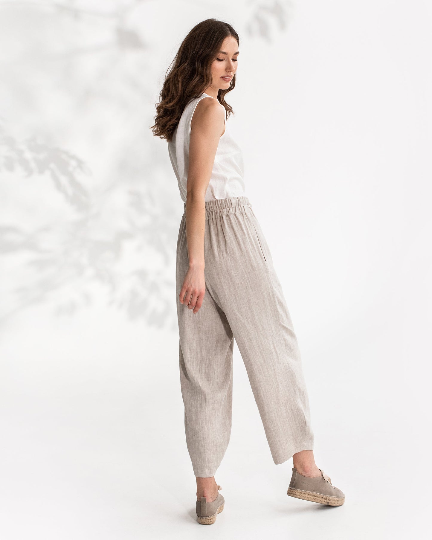Baggy linen pants BESALU in natural melange - MagicLinen