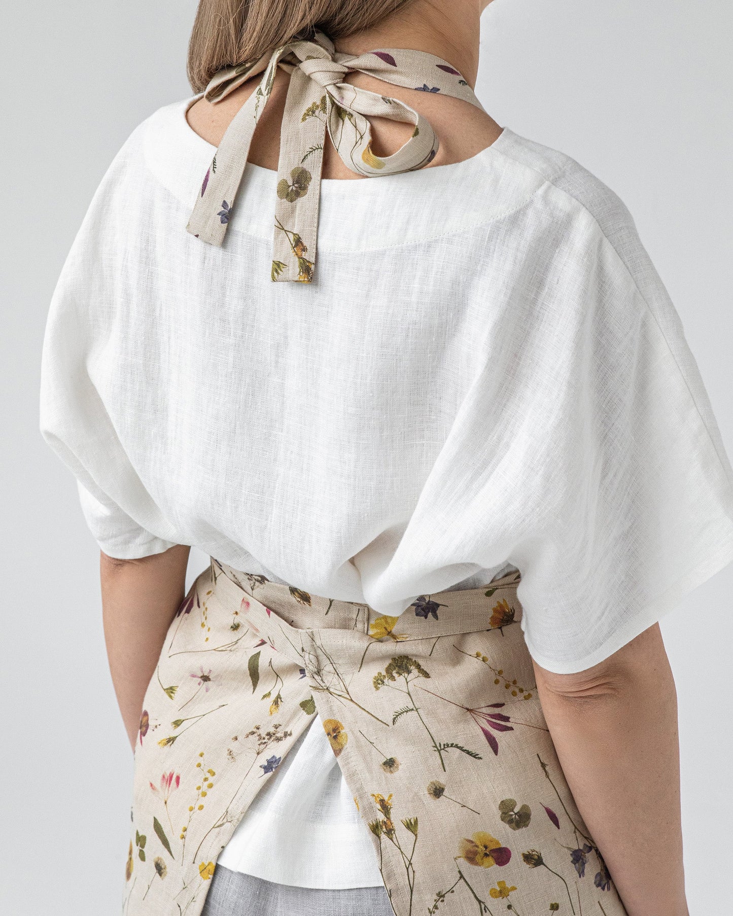 Botanical print linen bib apron - MagicLinen