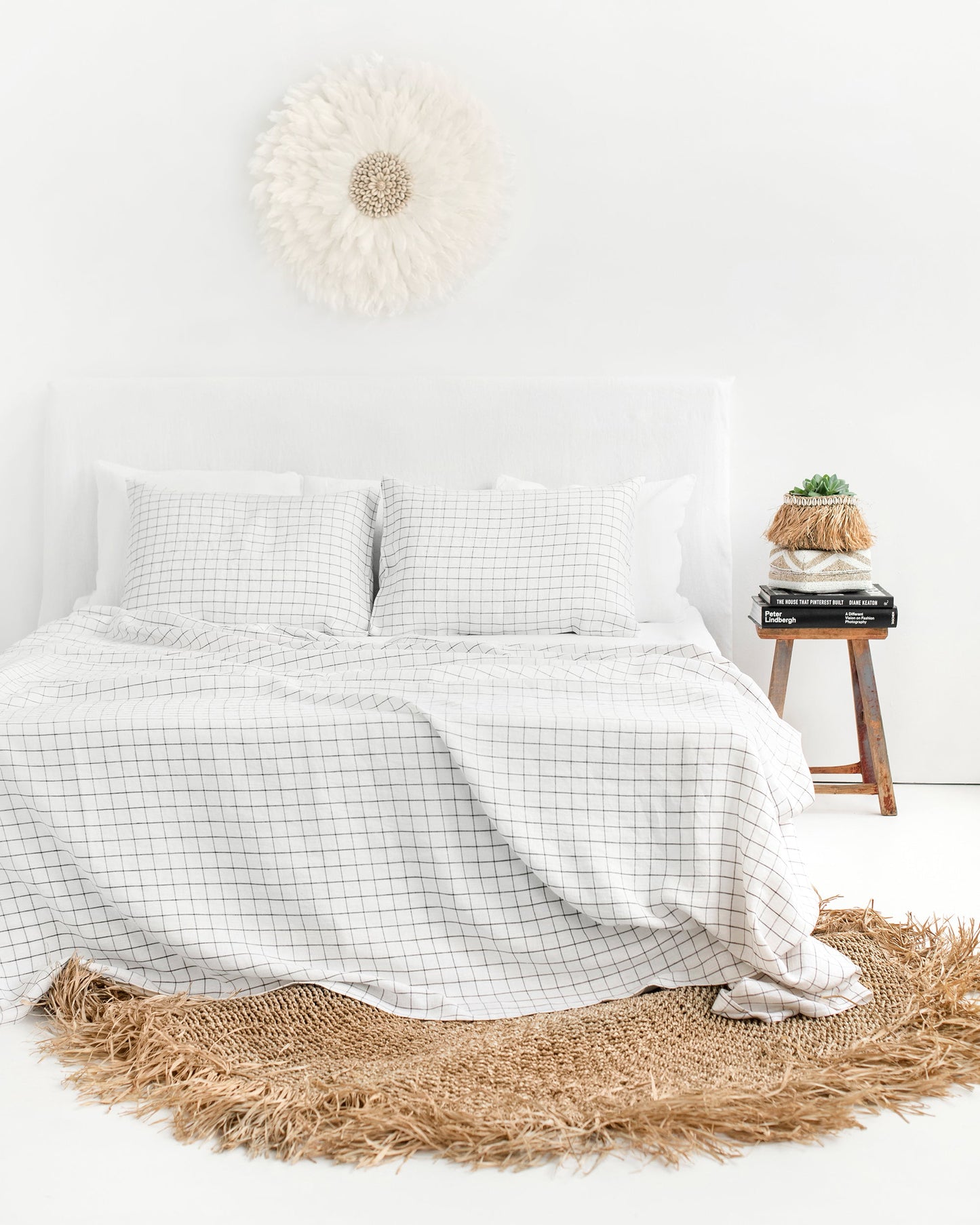Charcoal grid linen flat sheet - MagicLinen