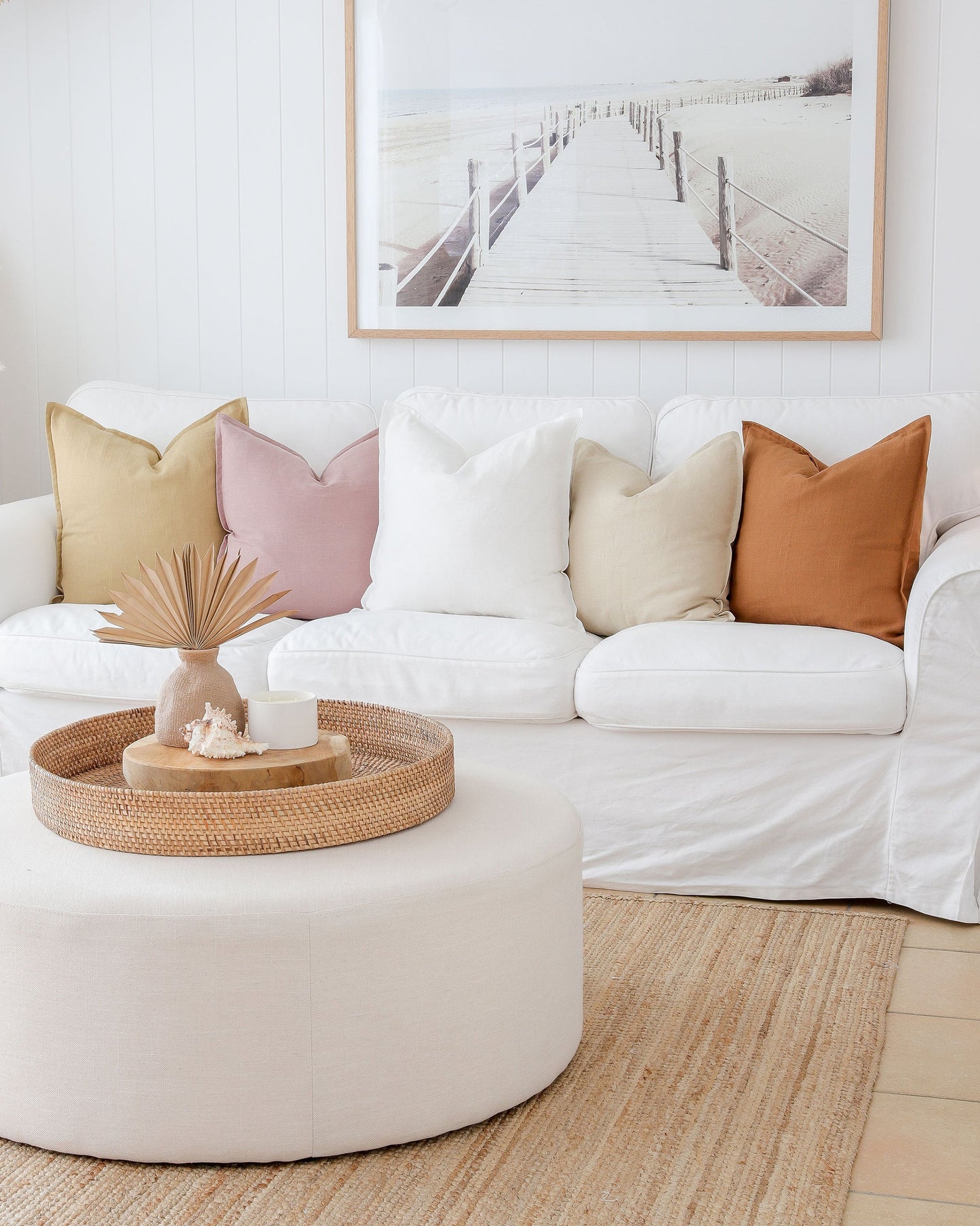 Deco pillow cover with buttons - MagicLinen