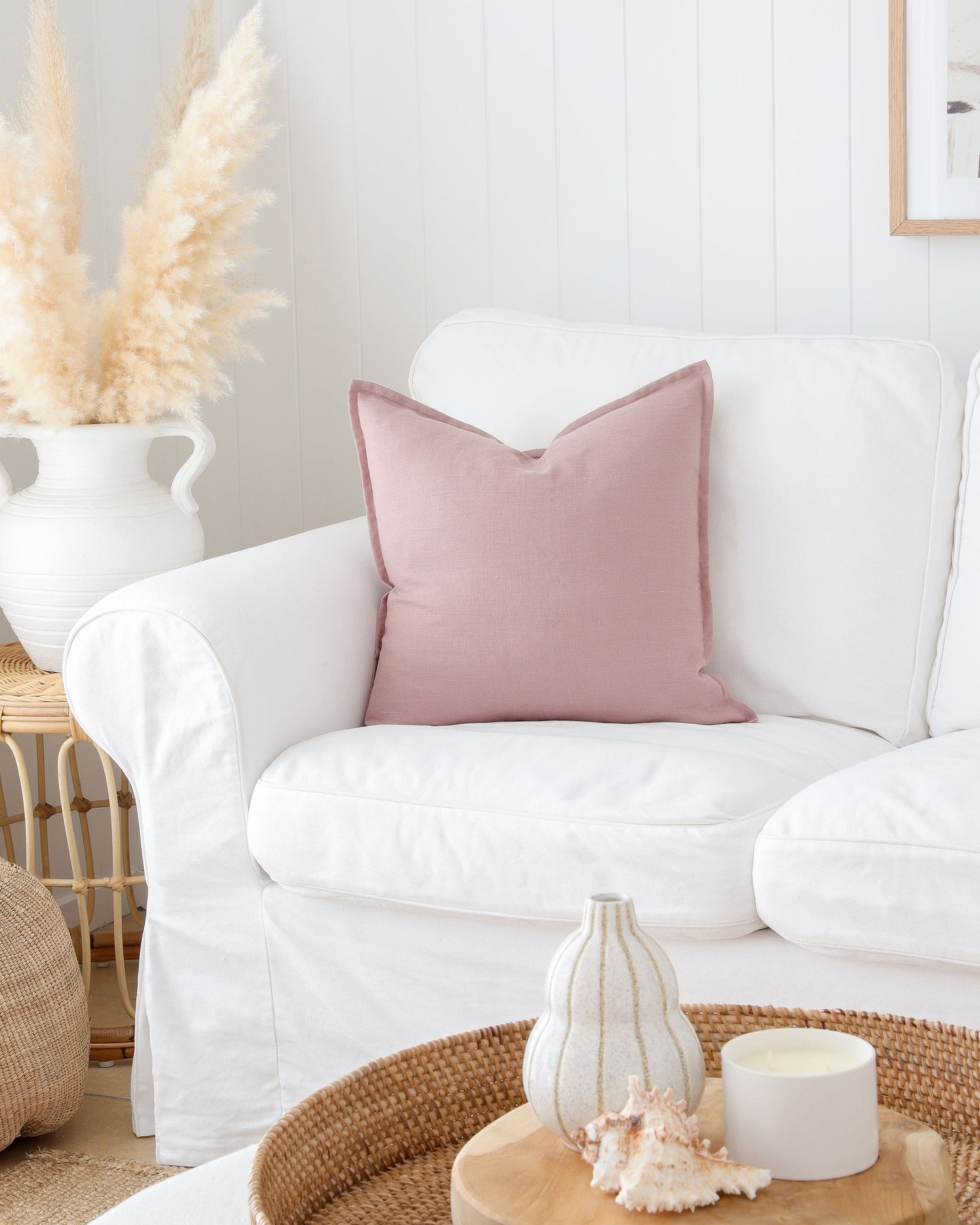 Deco pillow cover with buttons - MagicLinen