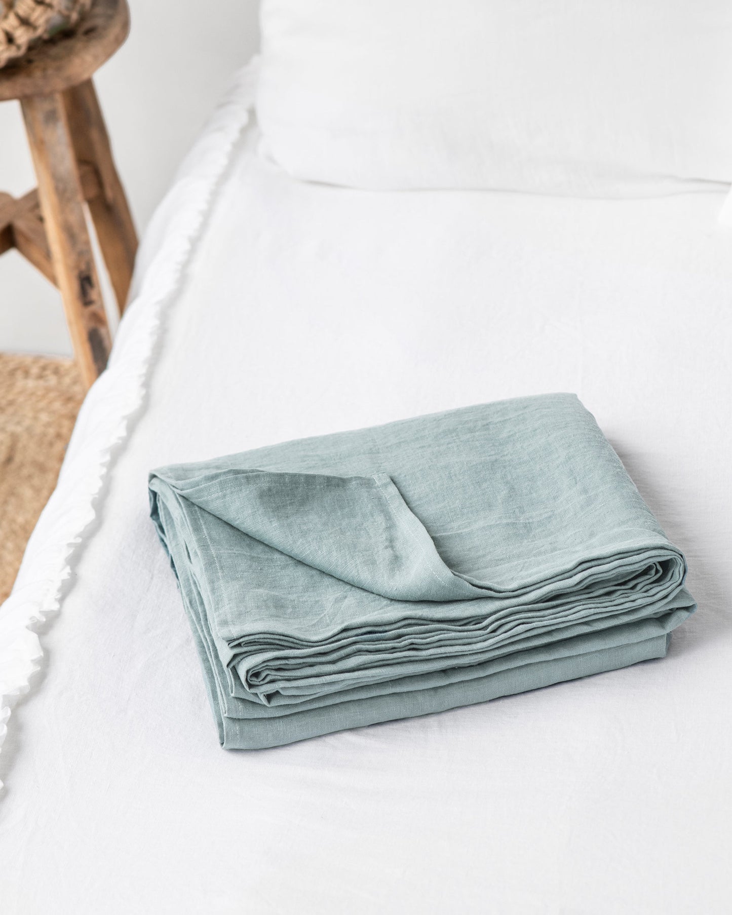 Dusty blue linen flat sheet - MagicLinen