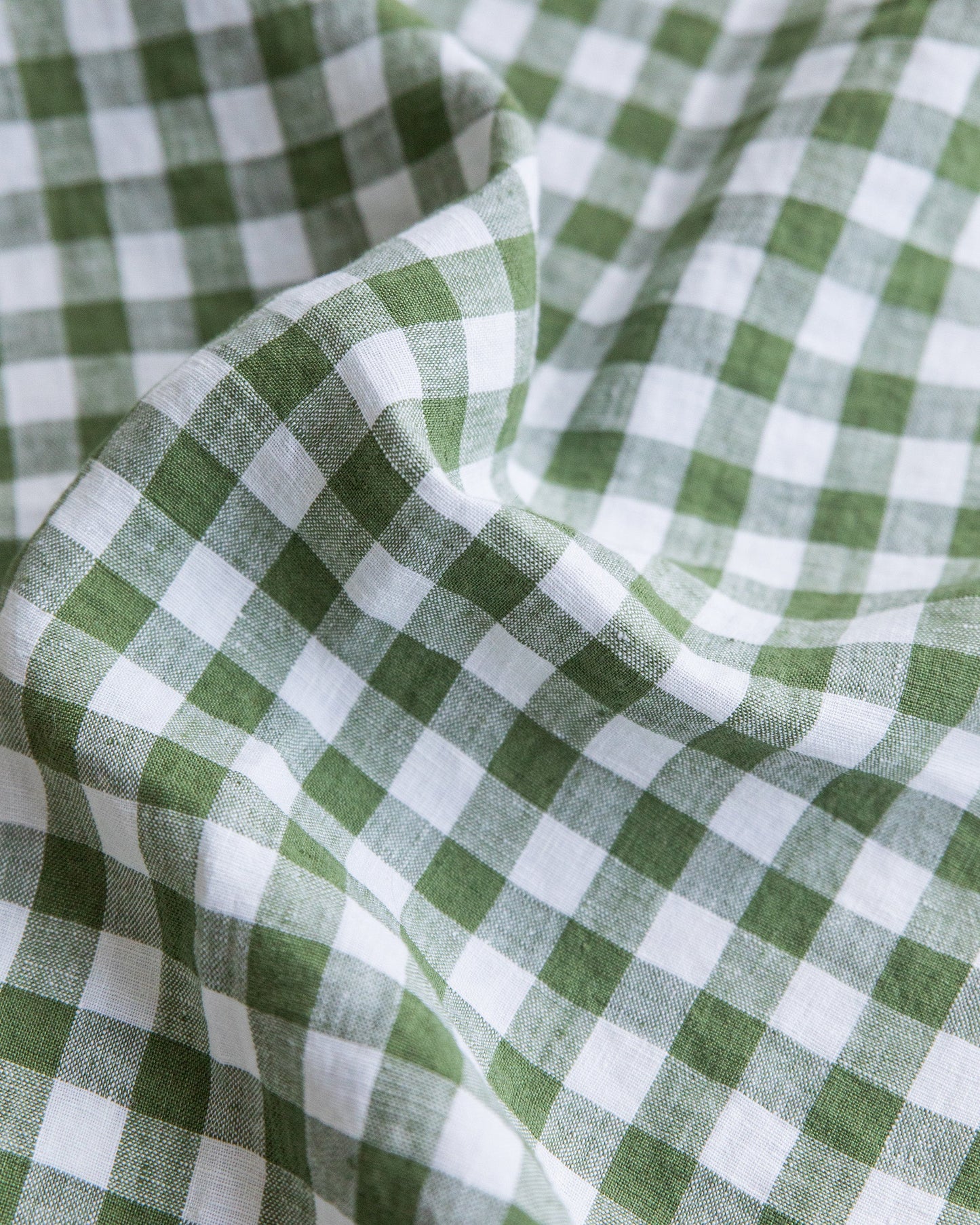 Forest green gingham linen napkin set of 2 - MagicLinen