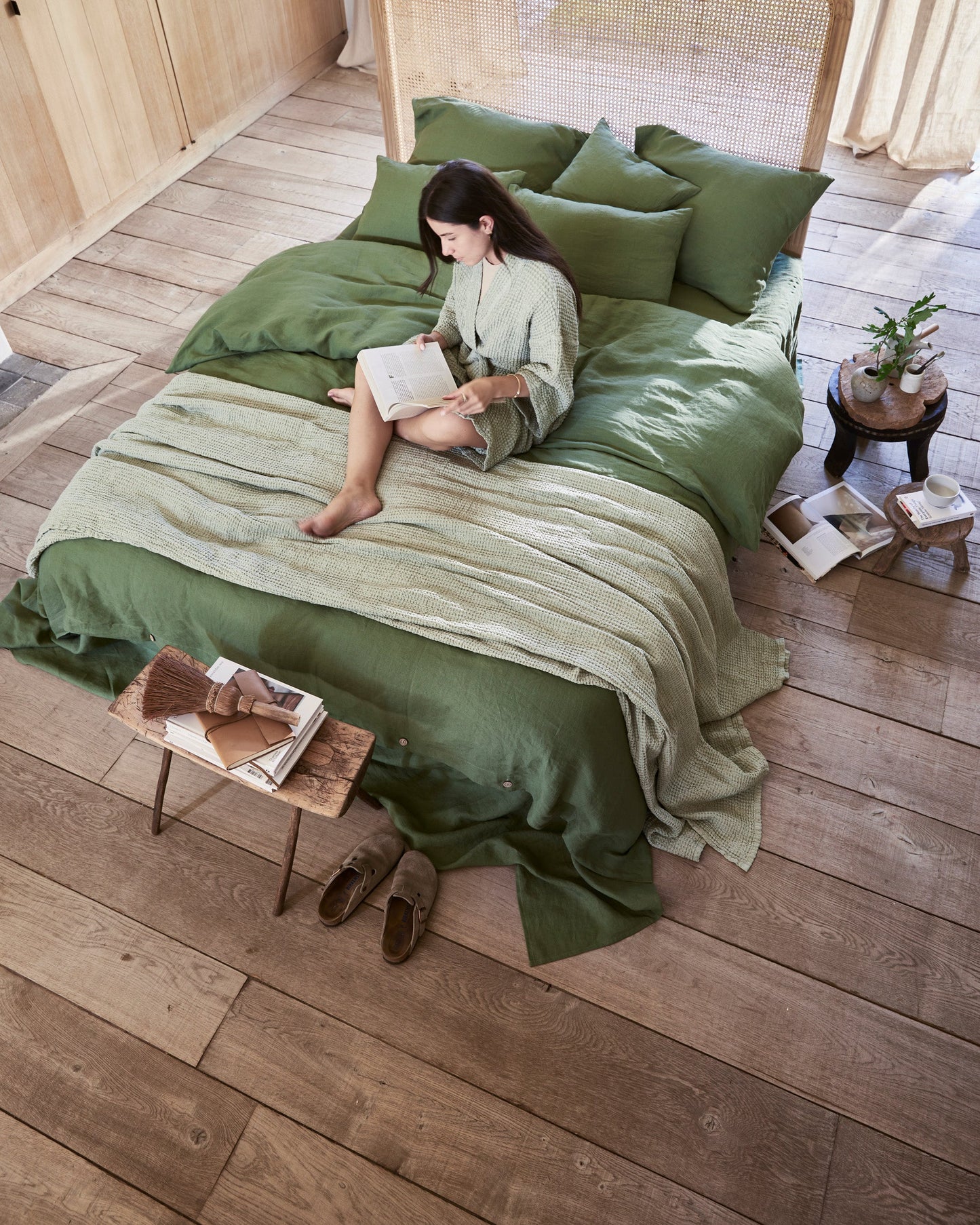 Forest green linen sheet set (4 pcs) - MagicLinen