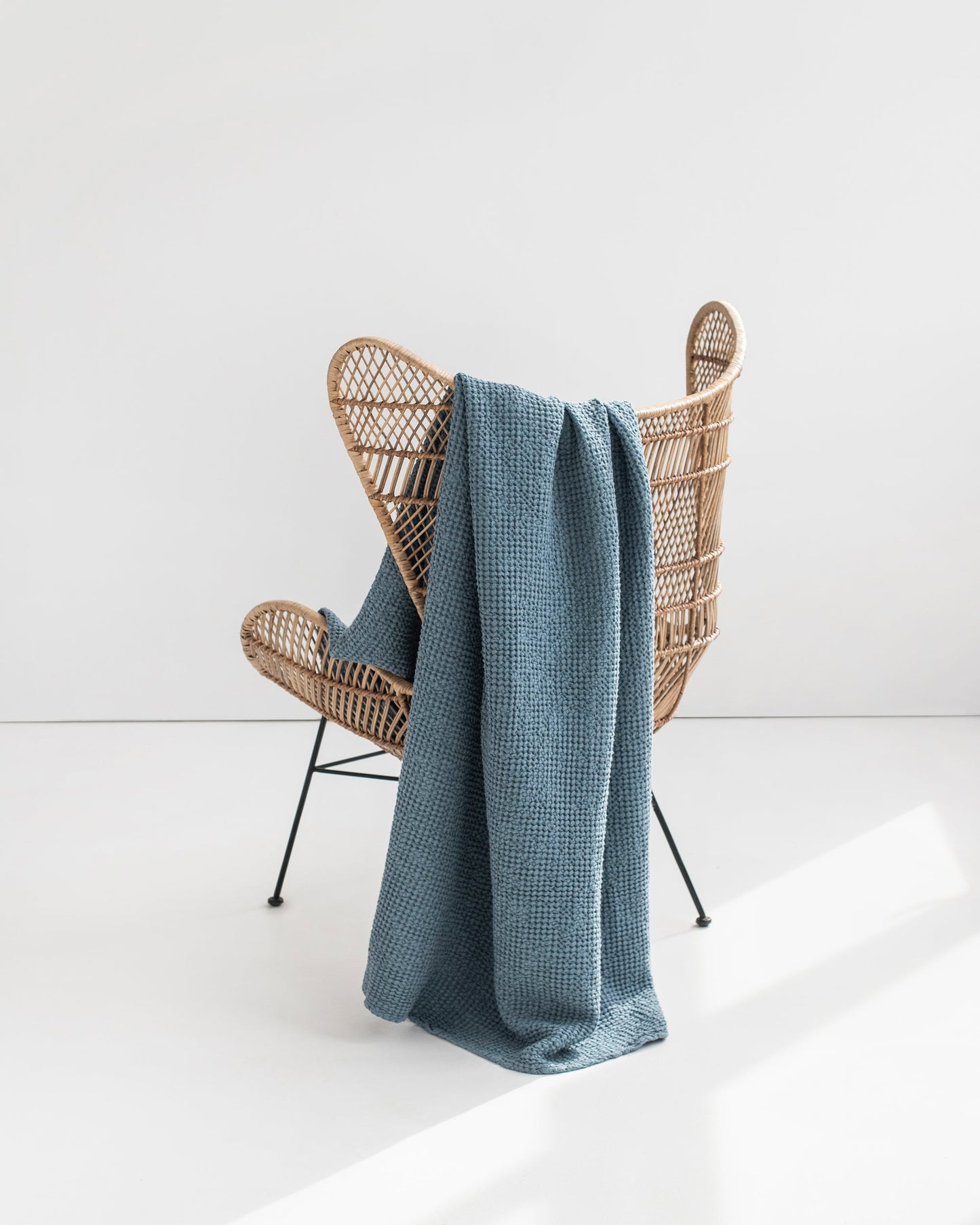 Gray blue waffle throw - MagicLinen