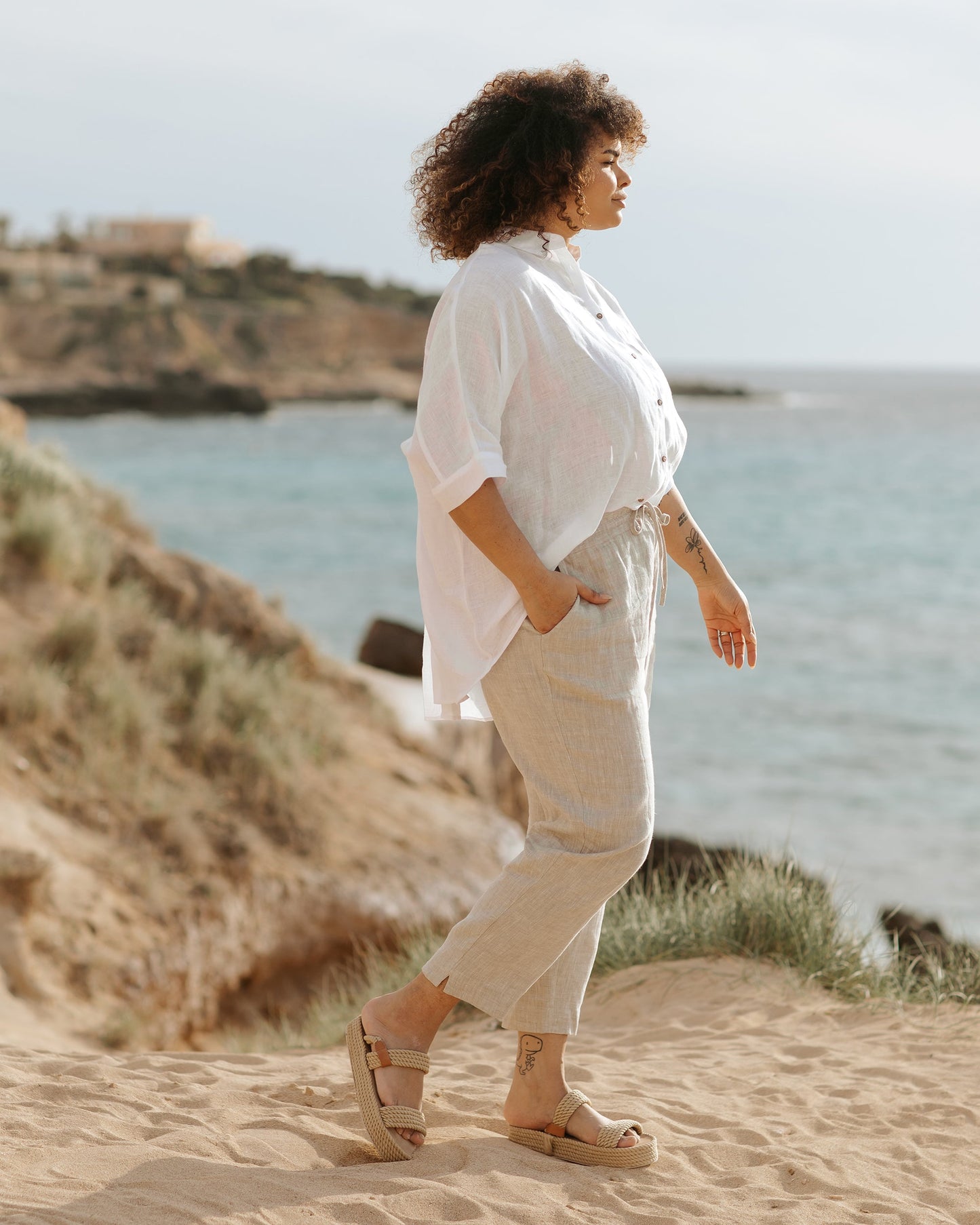 Lightweight linen shirt HANA in white - MagicLinen