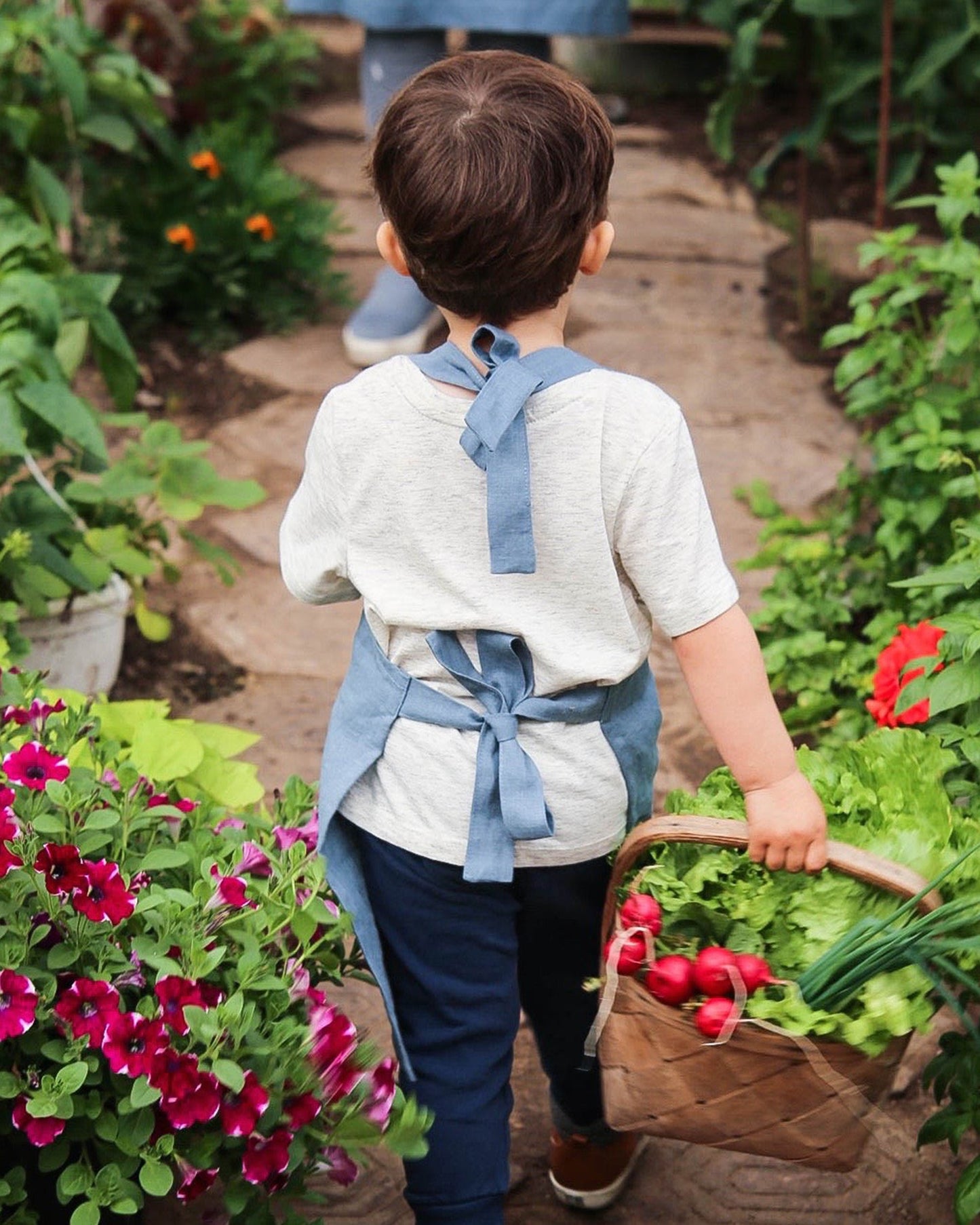Linen apron for kids - MagicLinen