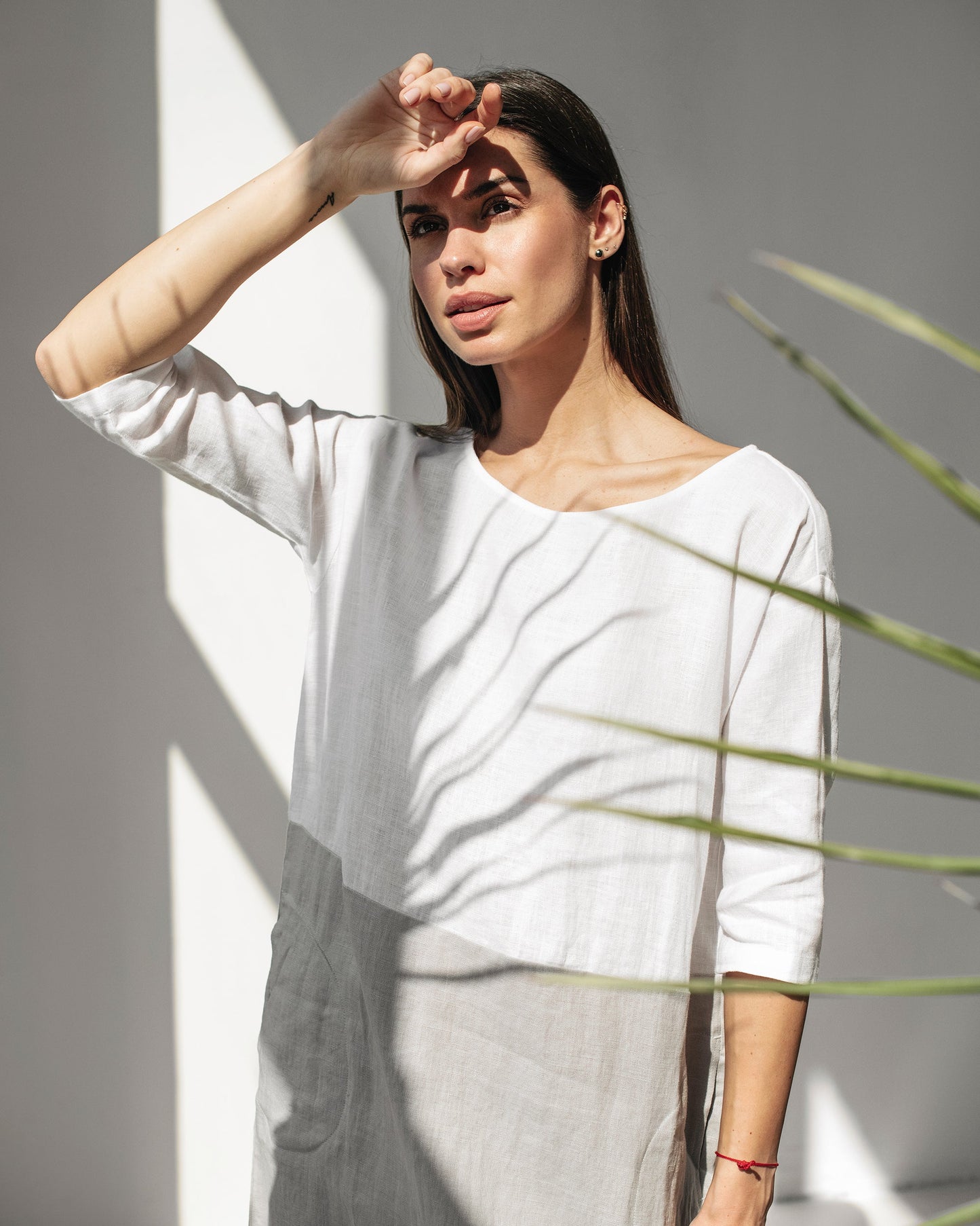 Color-block linen dress ADRIA in white-gray - MagicLinen