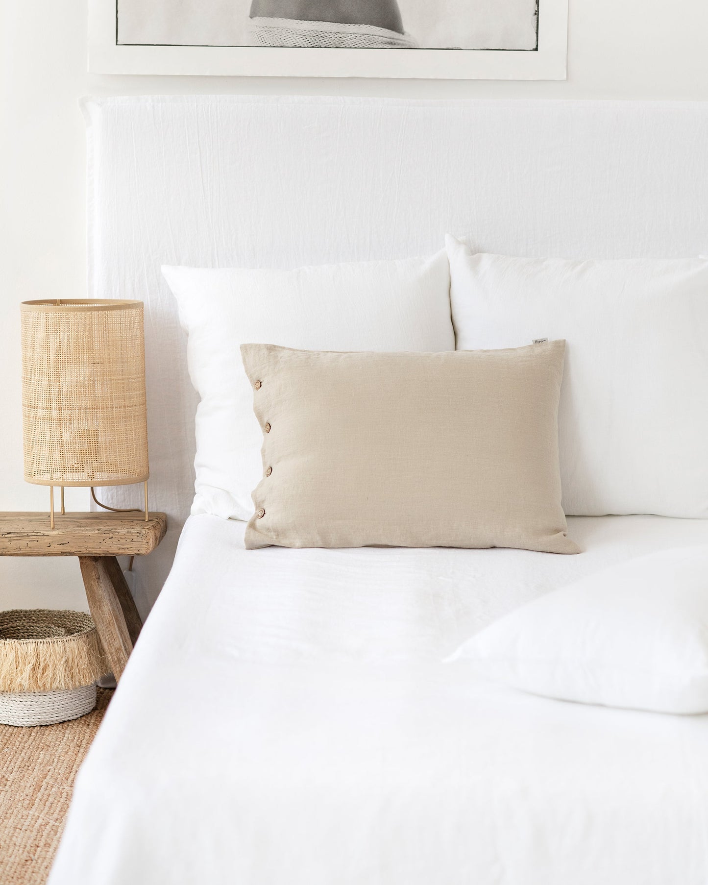 Linen pillowcase with buttons - MagicLinen