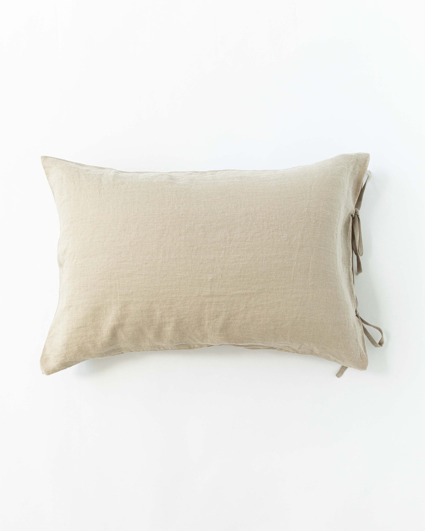 Linen pillowcase with ties - MagicLinen