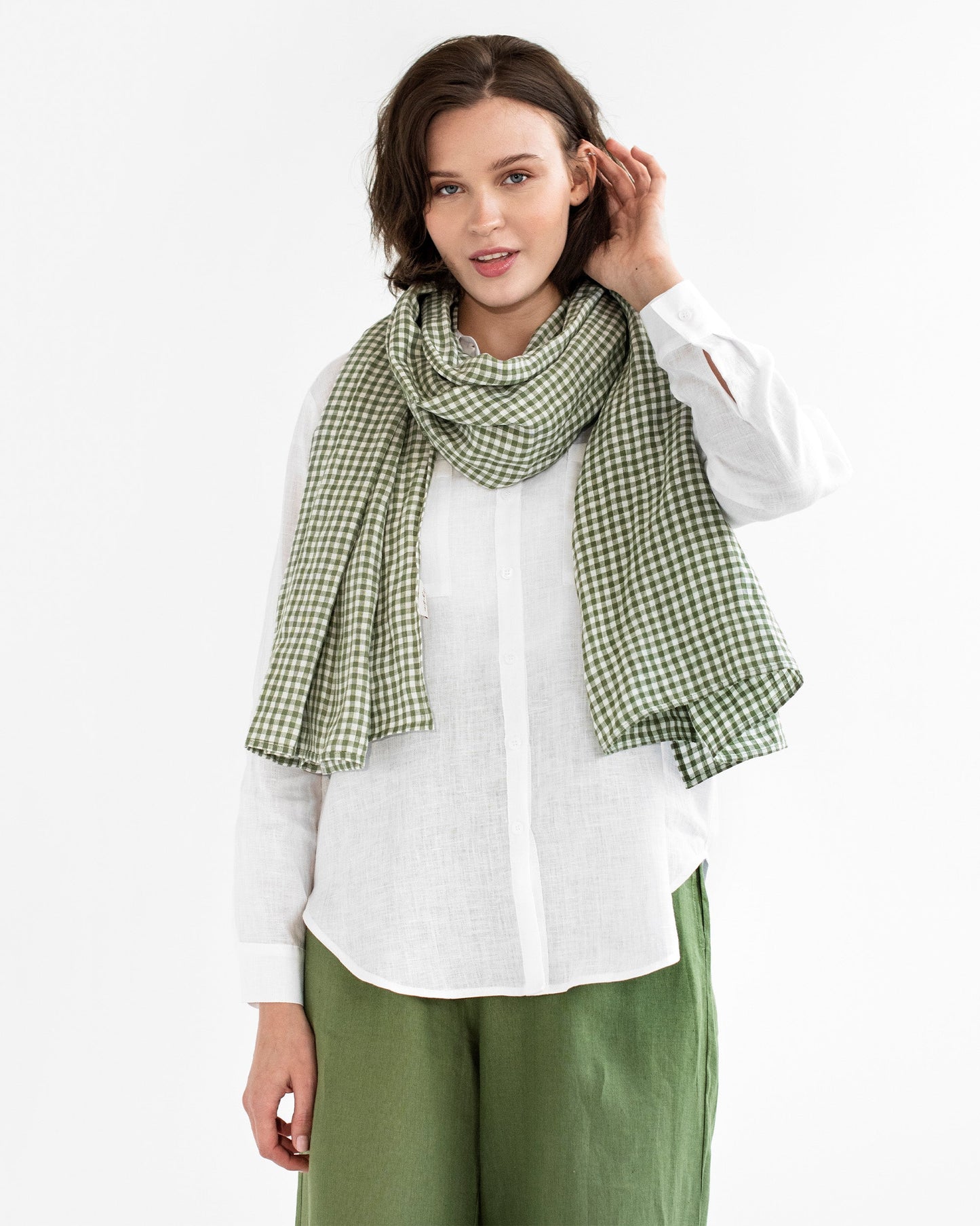 Forest green gingham linen scarf - MagicLinen
