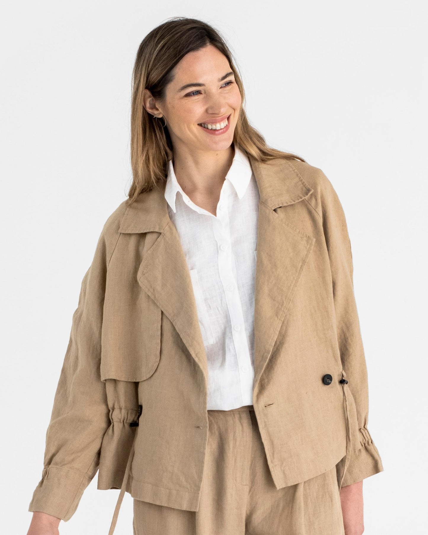 Cropped linen trench coat OBAN in Wheat - MagicLinen