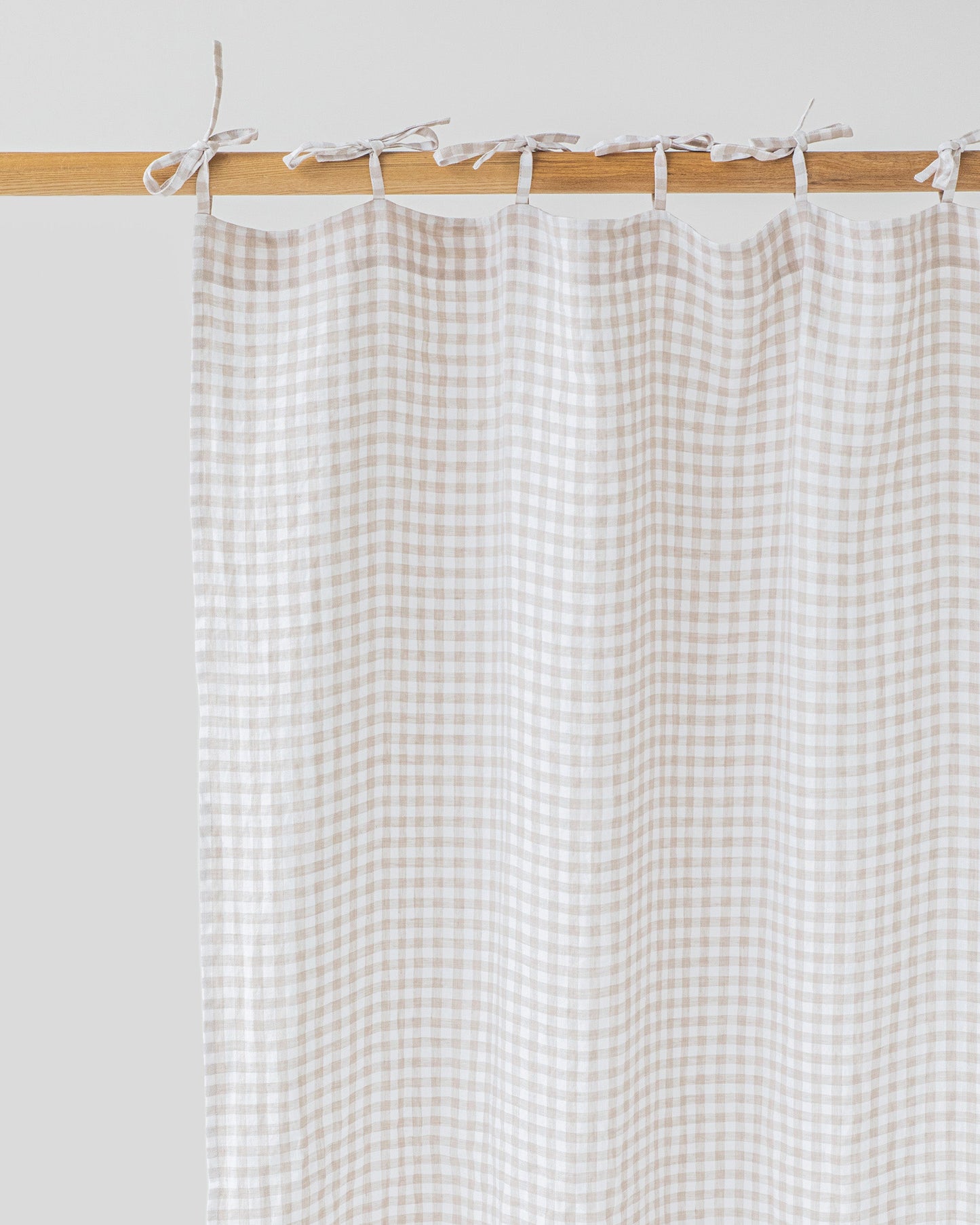 Tie top linen curtain panel (1 pcs) in Natural gingham - MagicLinen