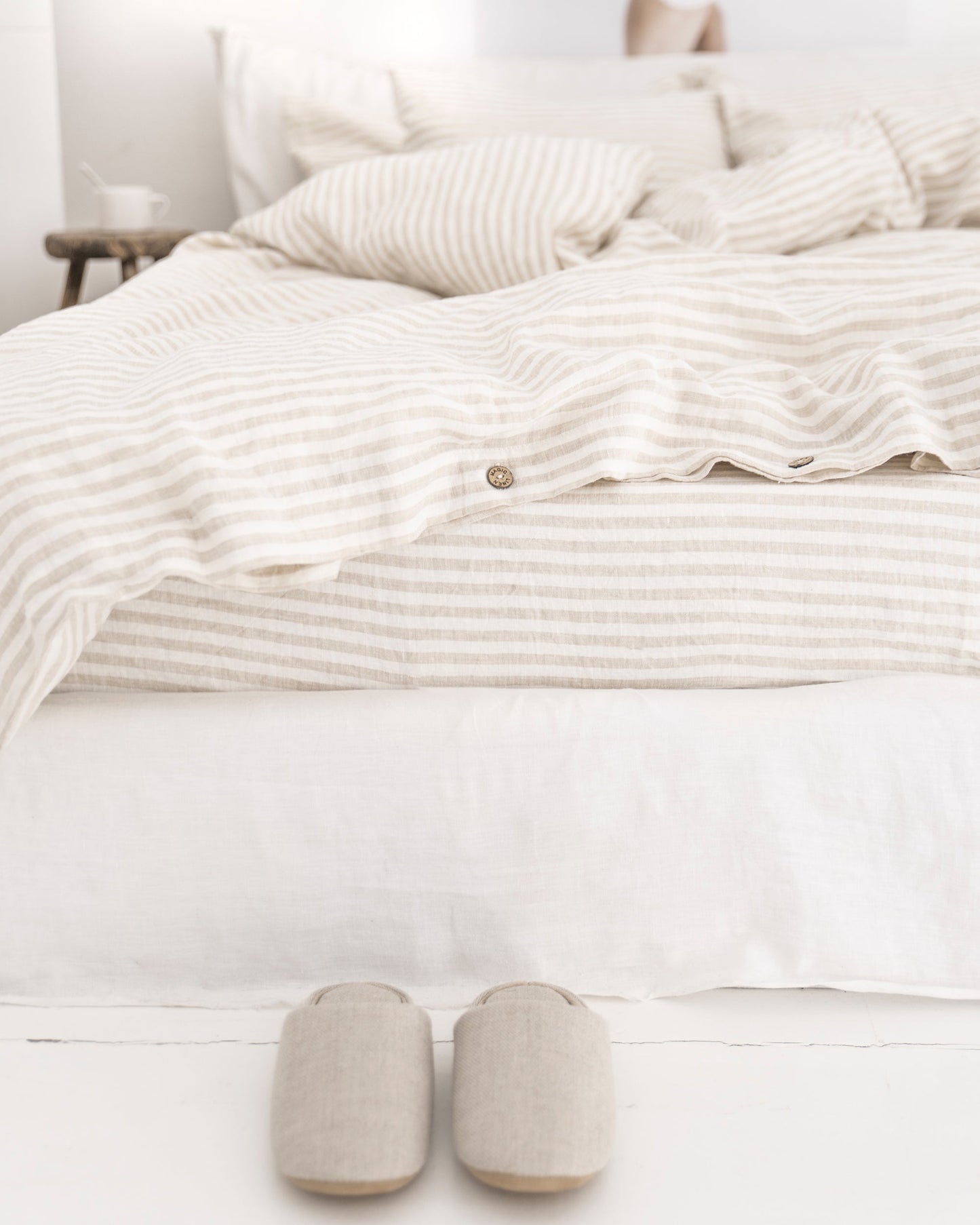 Striped in natural linen duvet cover set (3 pcs) - MagicLinen