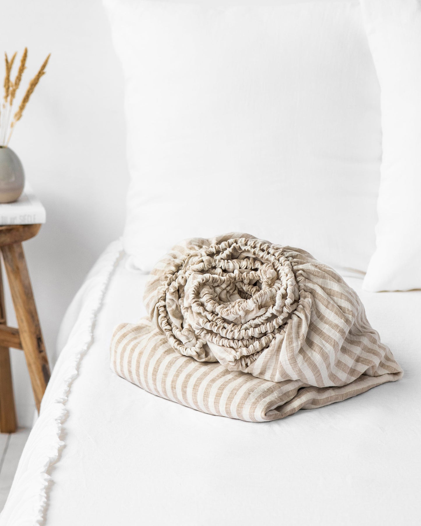 Striped in natural linen fitted sheet - MagicLinen