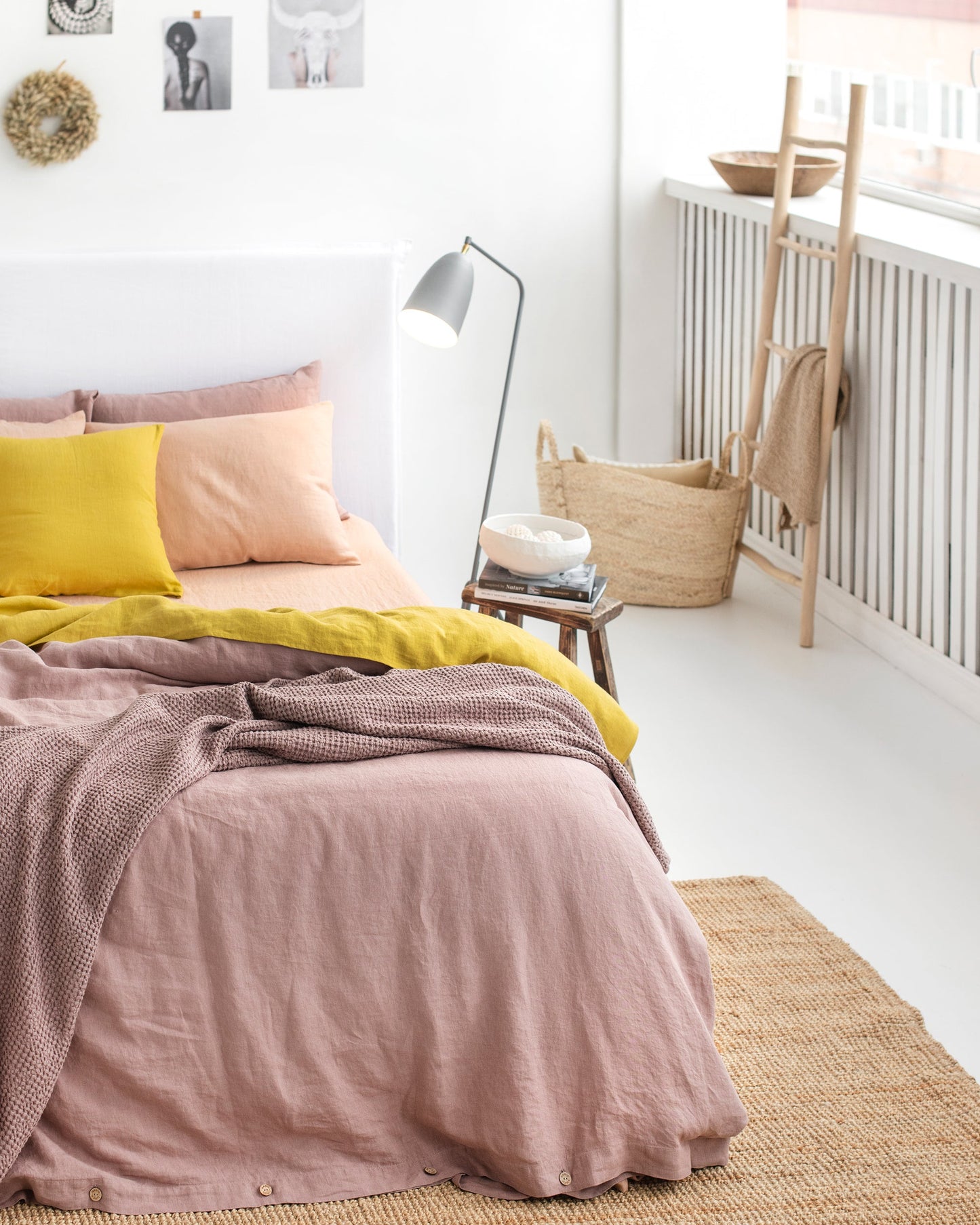Peach linen fitted sheet - MagicLinen