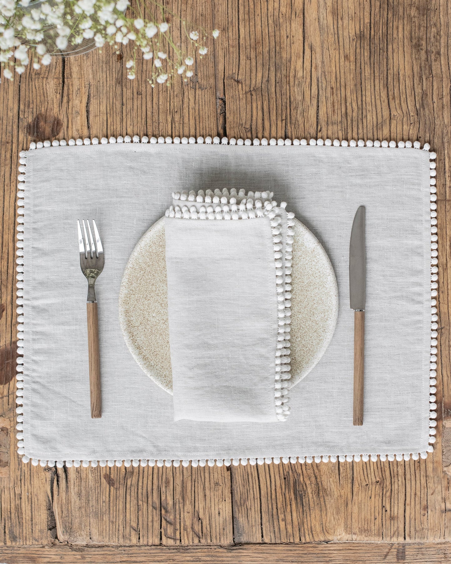 Pom pom trim linen napkin set of 2 - MagicLinen