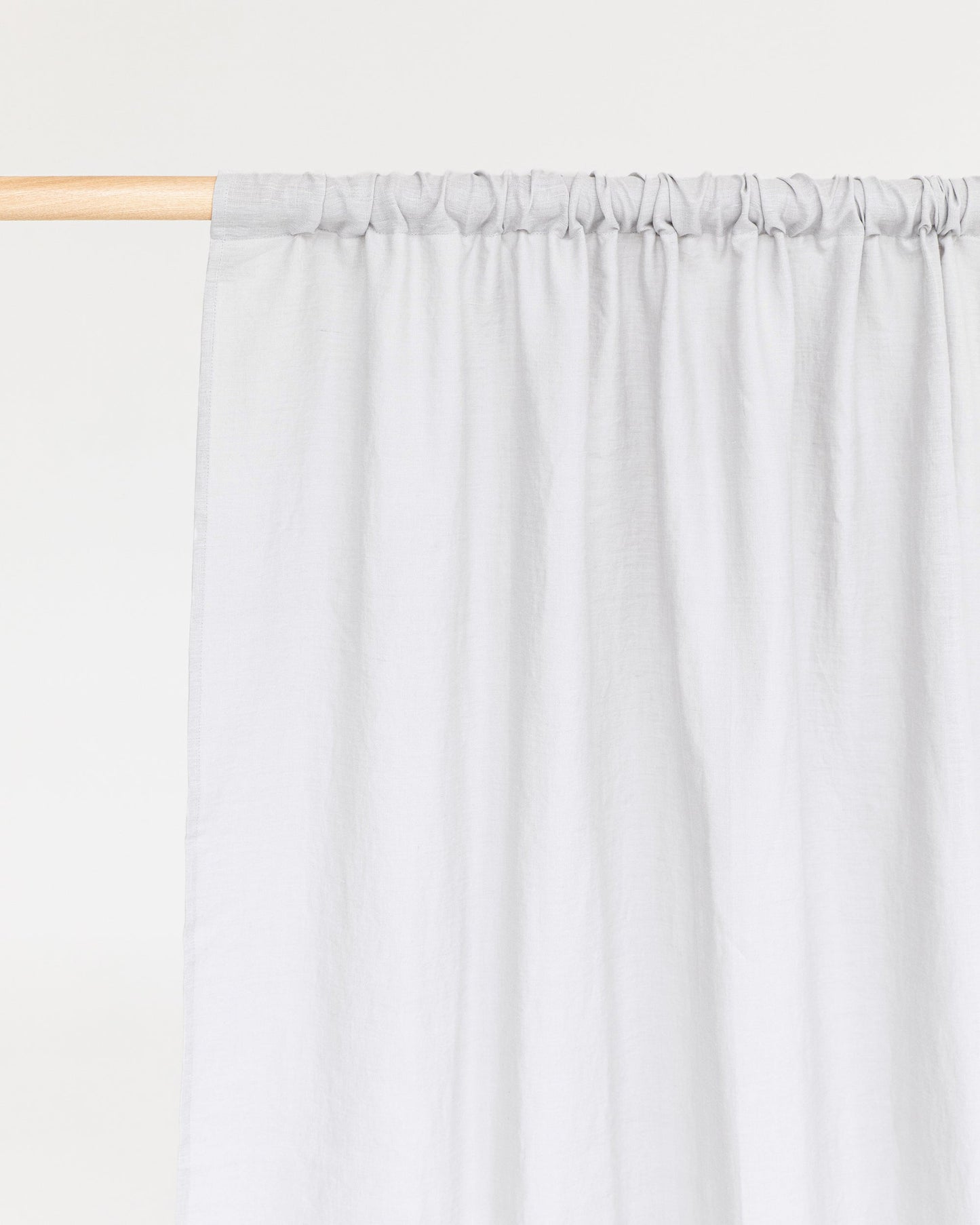 Rod pocket linen curtain panel (1 pcs) in Light gray - MagicLinen