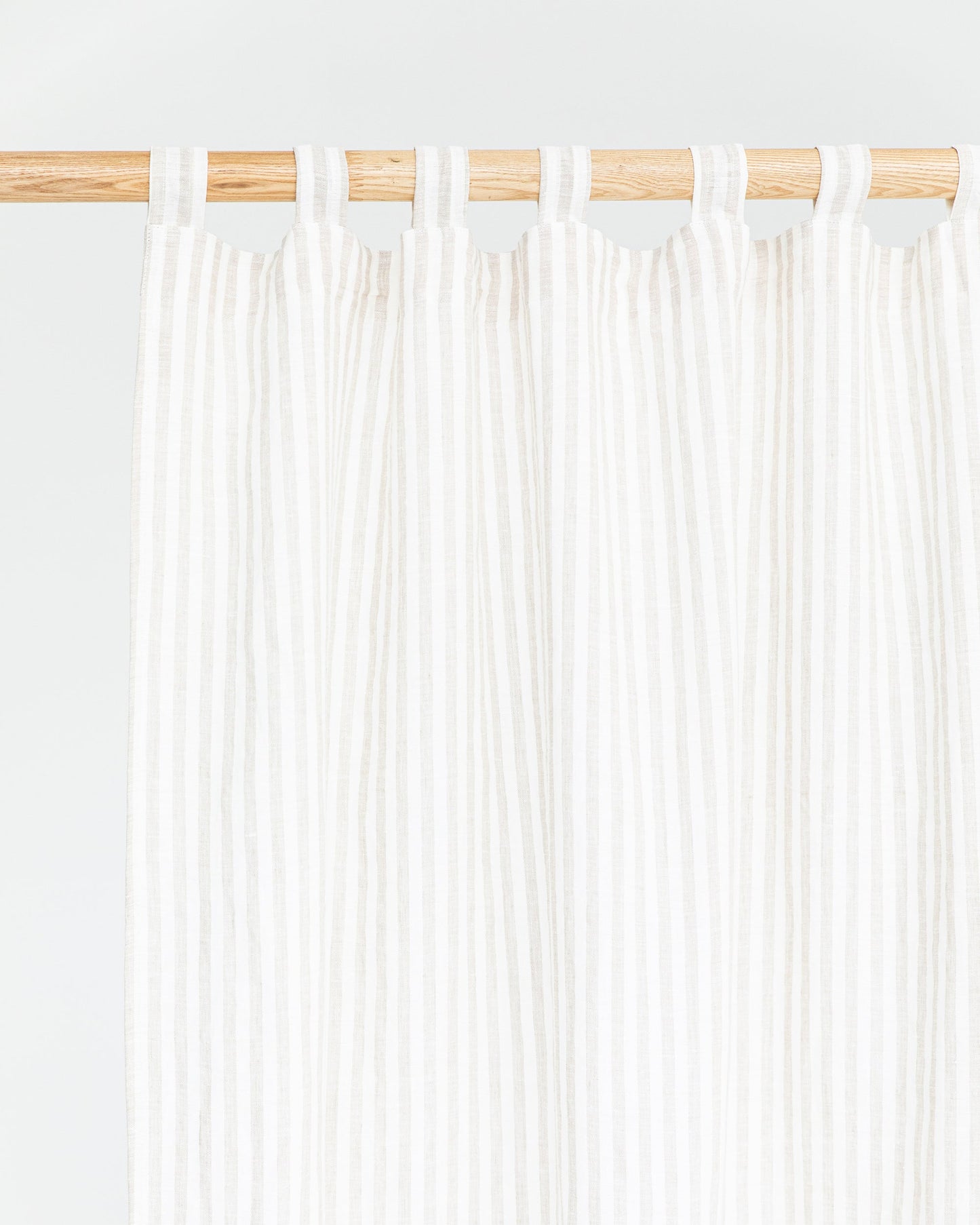 Tab top linen curtain panel (1 pcs) in Striped in natural - MagicLinen