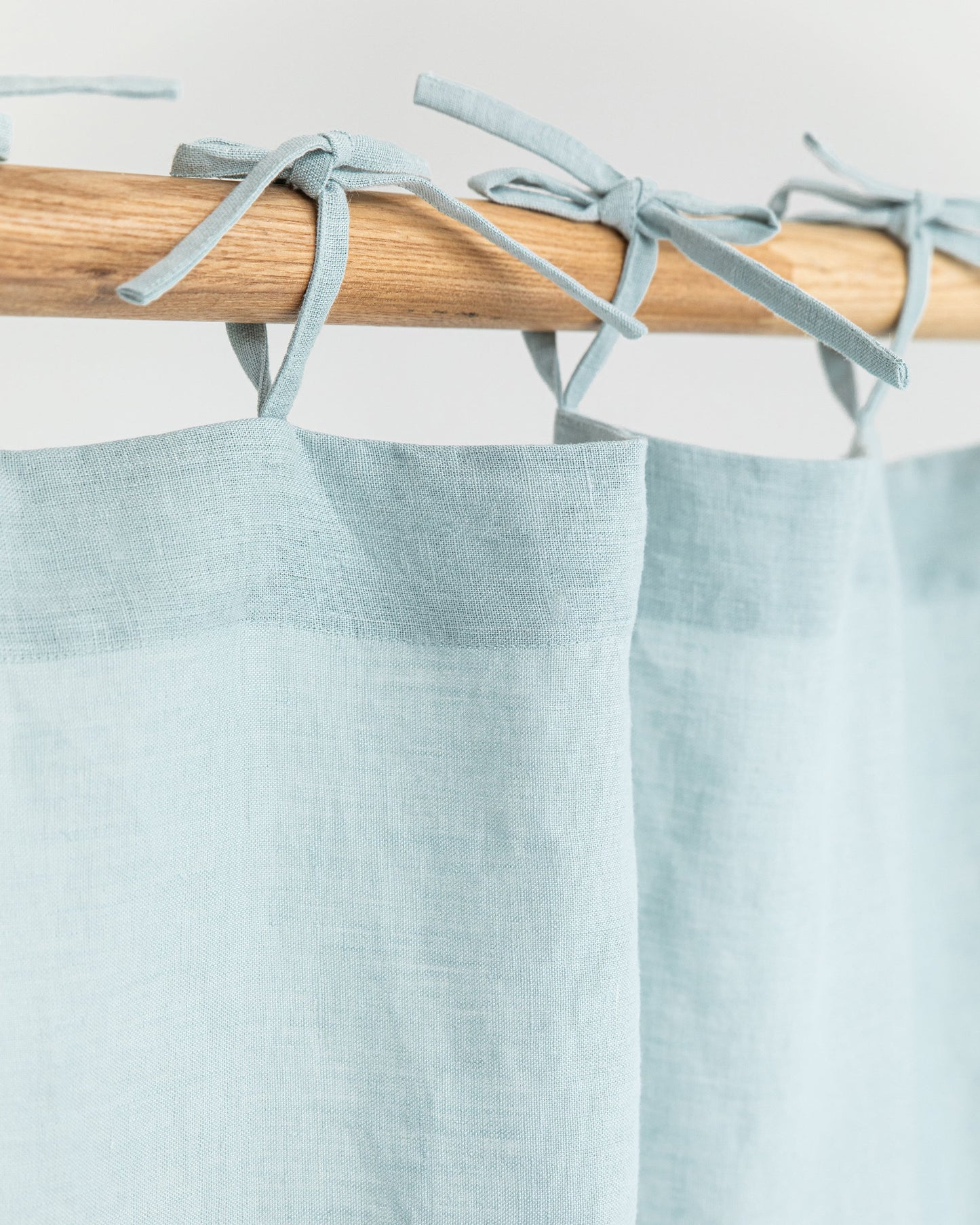 Tie top linen curtain panel (1 pcs) in Dusty blue - MagicLinen