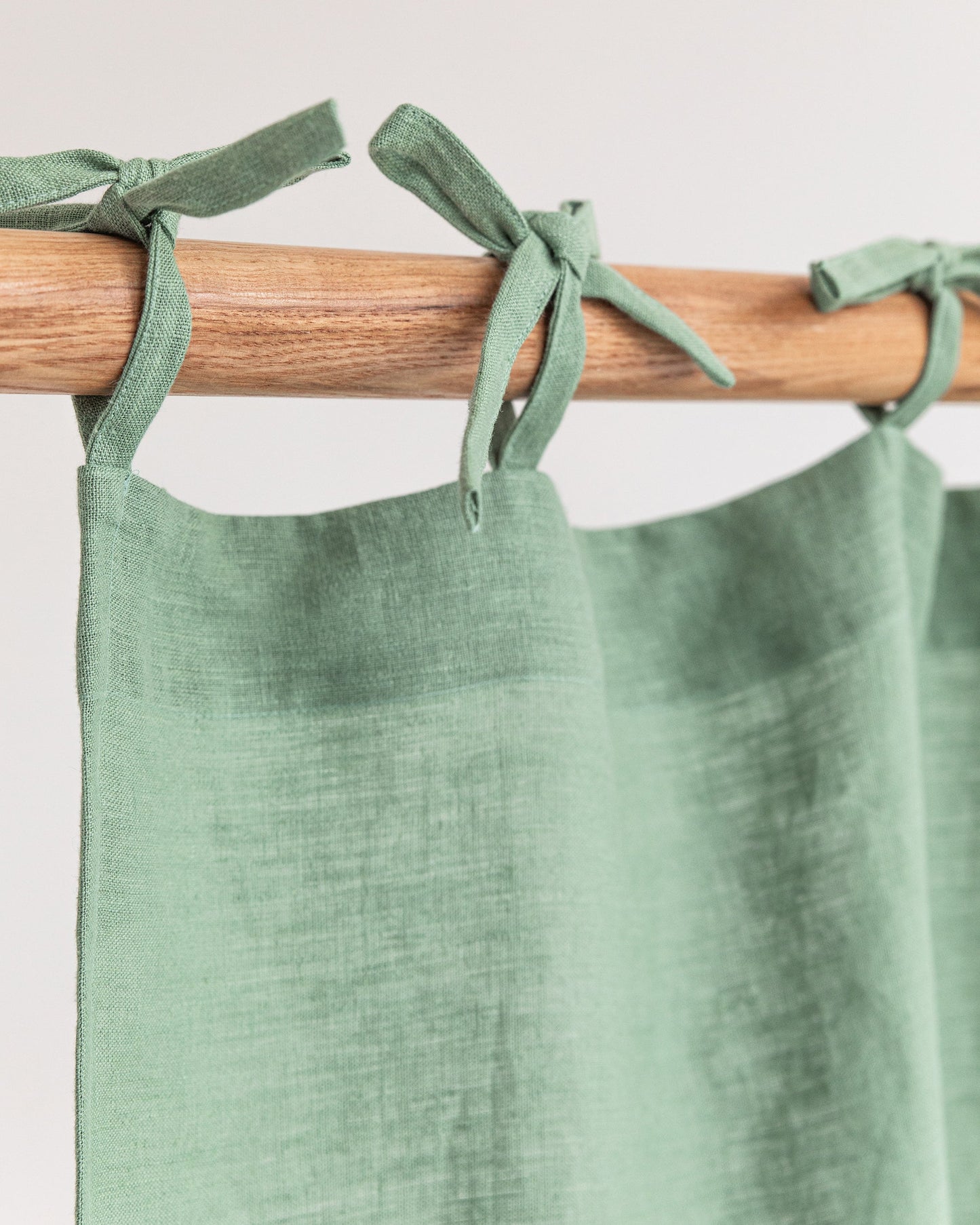Tie top linen curtain panel (1 pcs) in Matcha green - MagicLinen