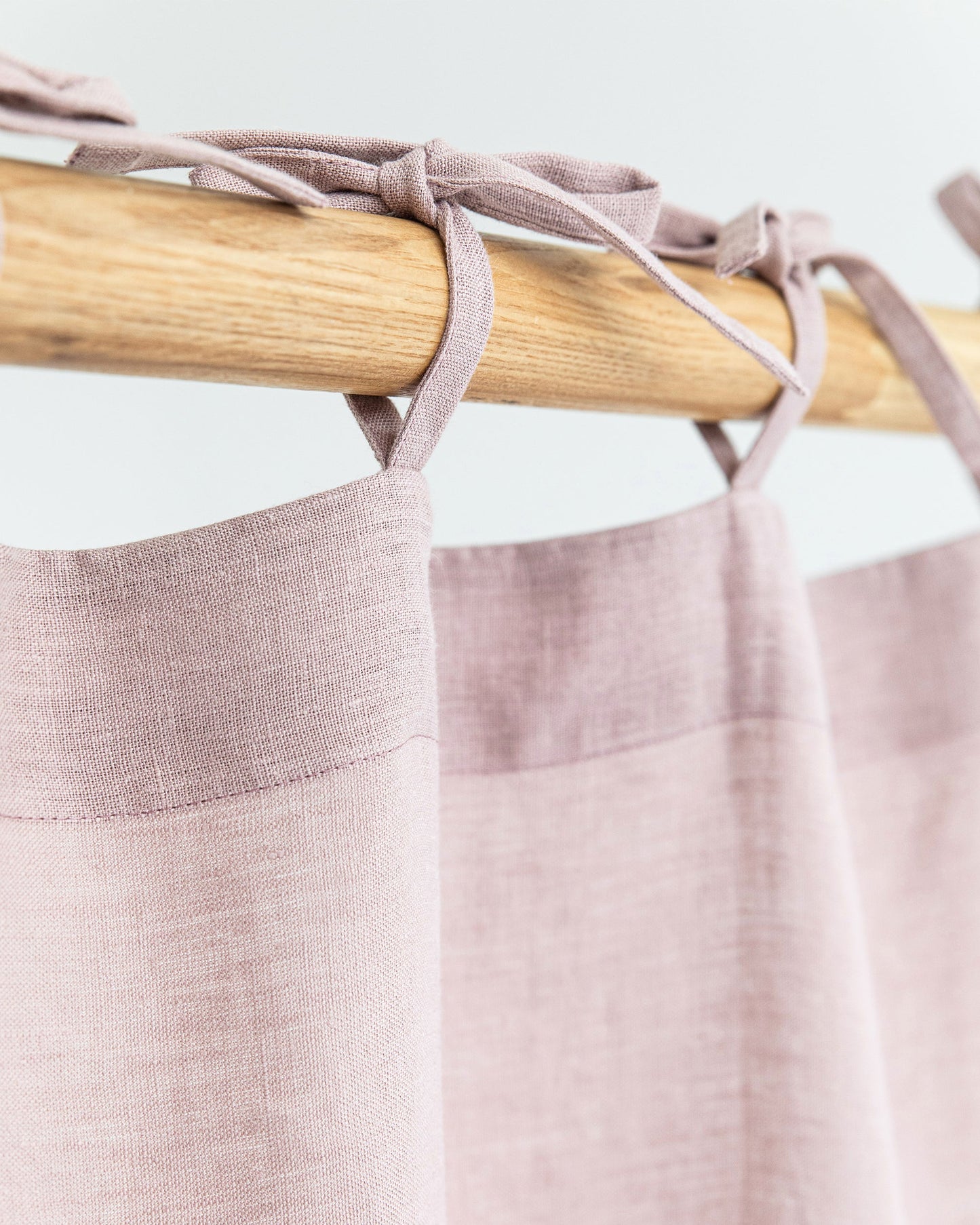 Tie top linen curtain panel (1 pcs) in Woodrose - MagicLinen