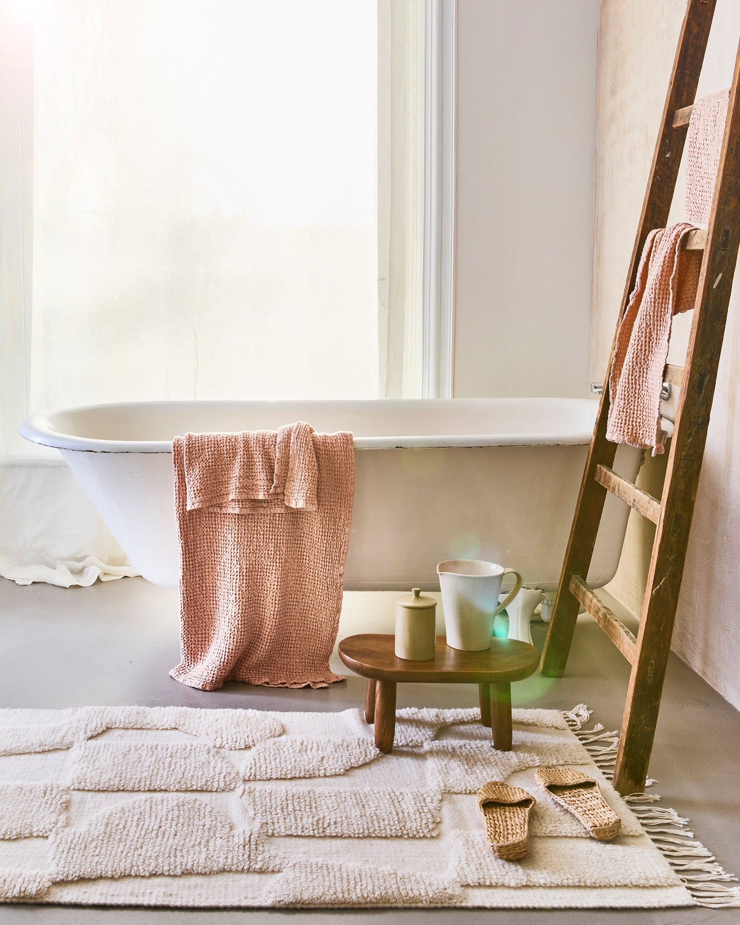 Waffle Bath Towel in Various Colors - MagicLinen