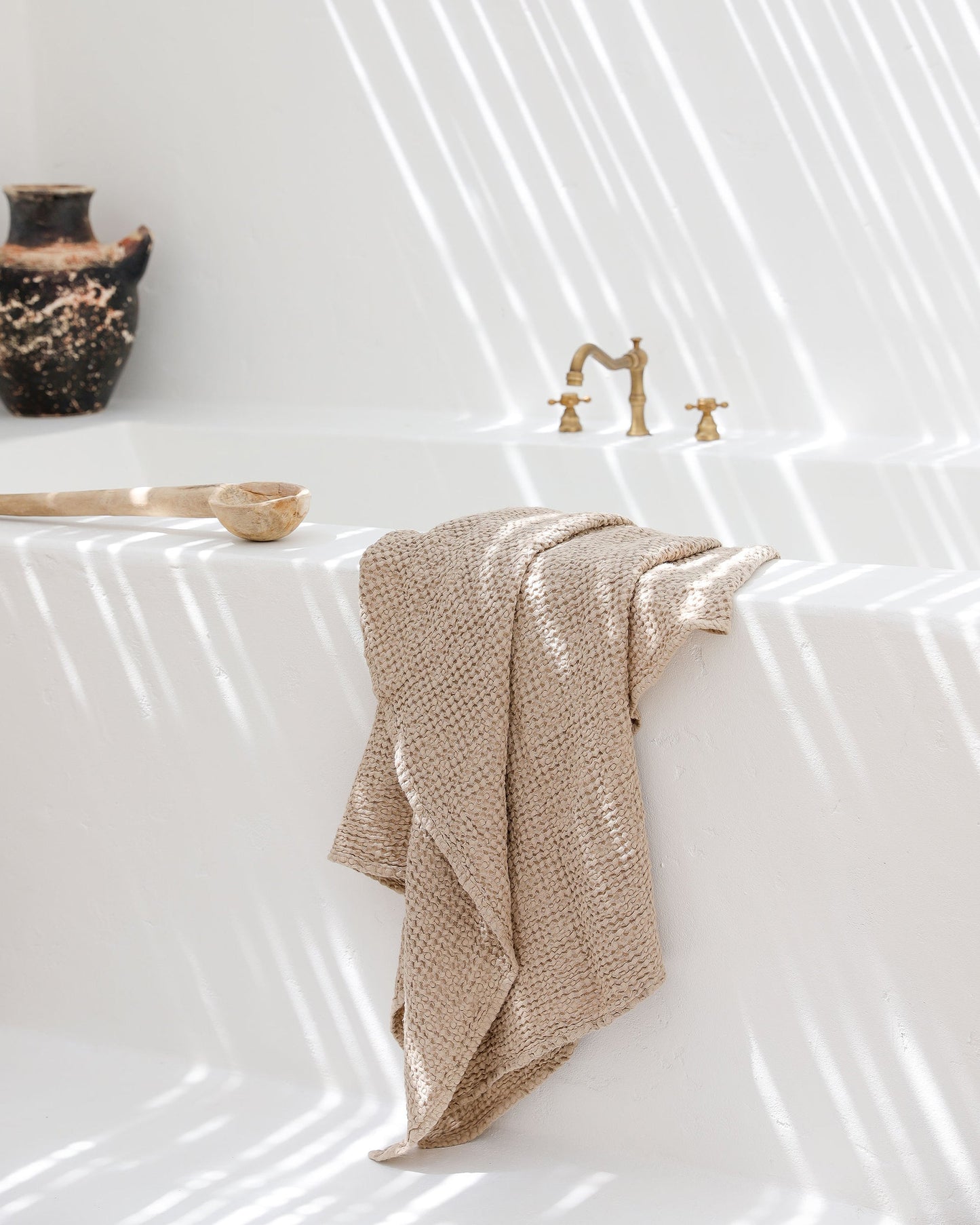 Waffle Bath Towel in Various Colors - MagicLinen