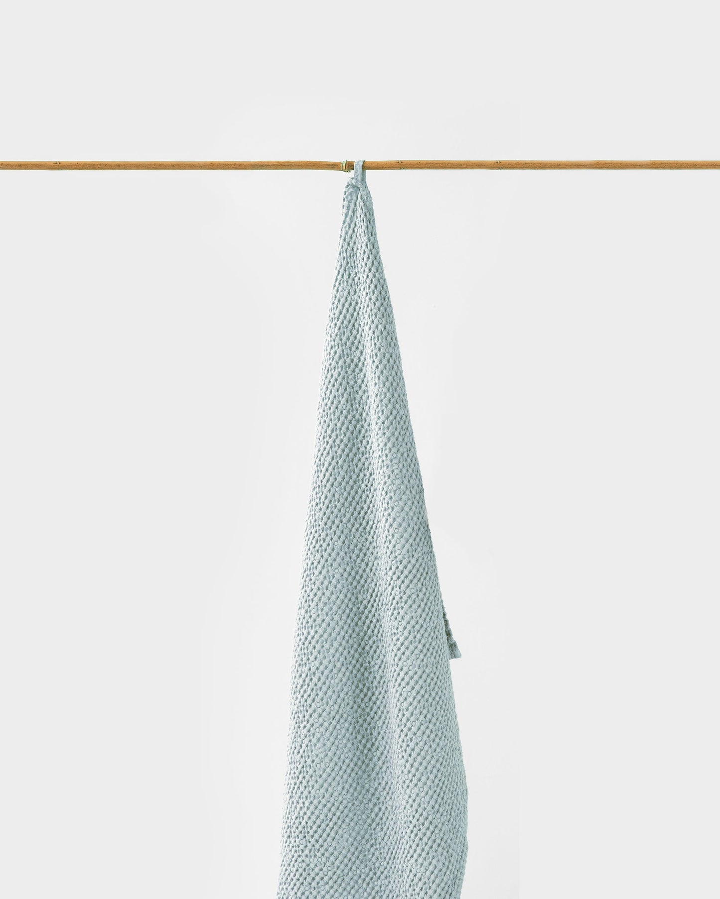 Waffle Bath Towel in Various Colors - MagicLinen
