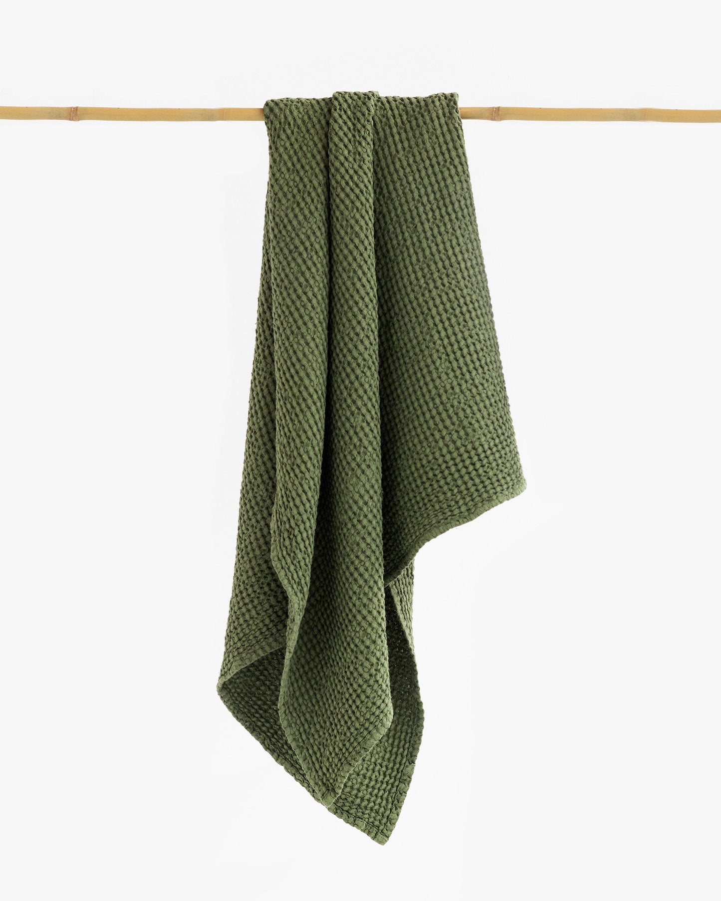 Waffle Bath Towel in Forest green - MagicLinen
