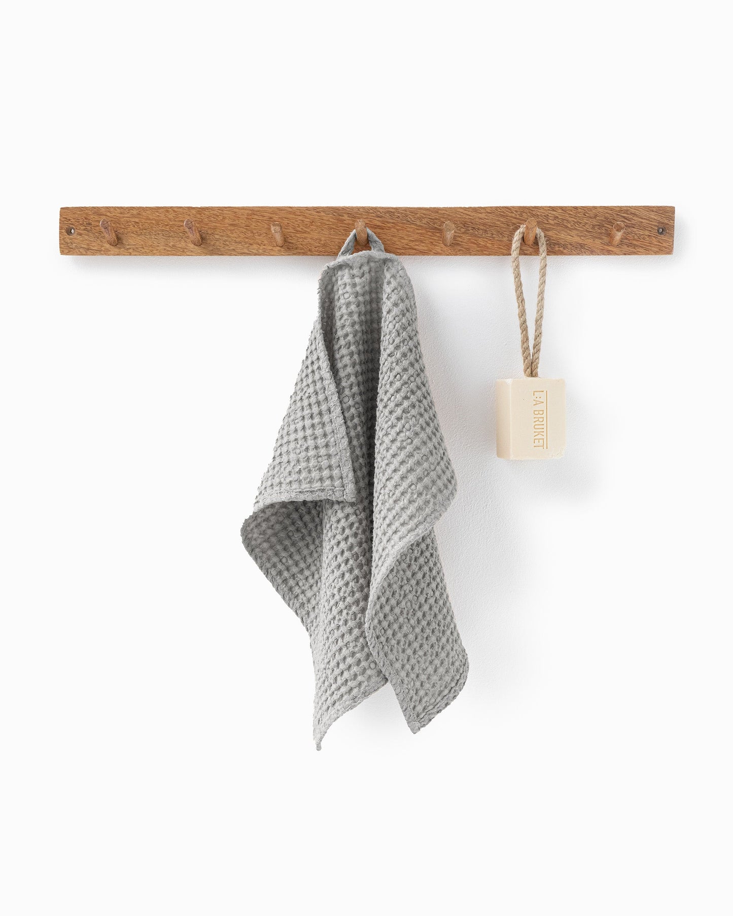 Waffle Face Towel in Light Gray - MagicLinen