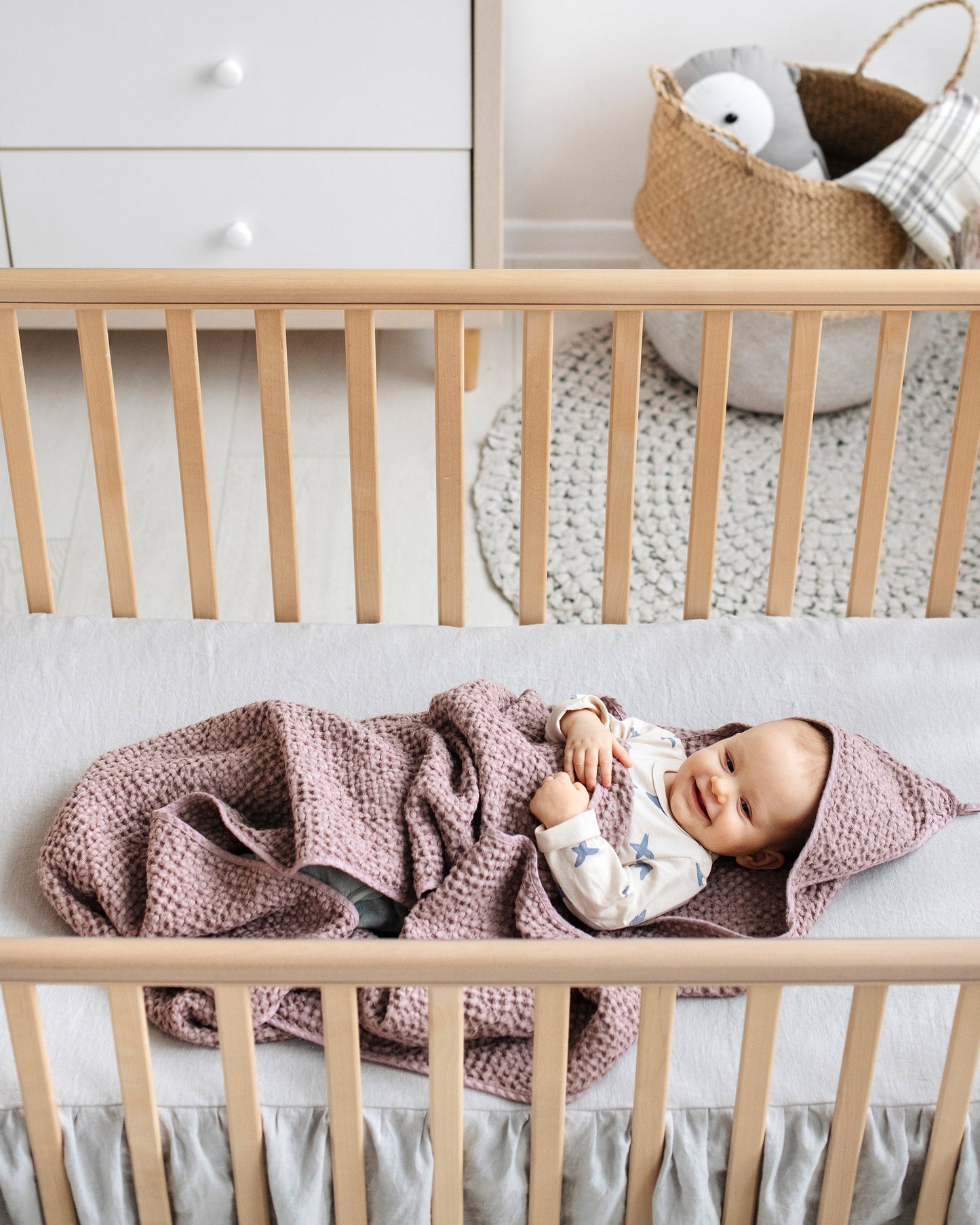Hooded waffle baby towel - MagicLinen